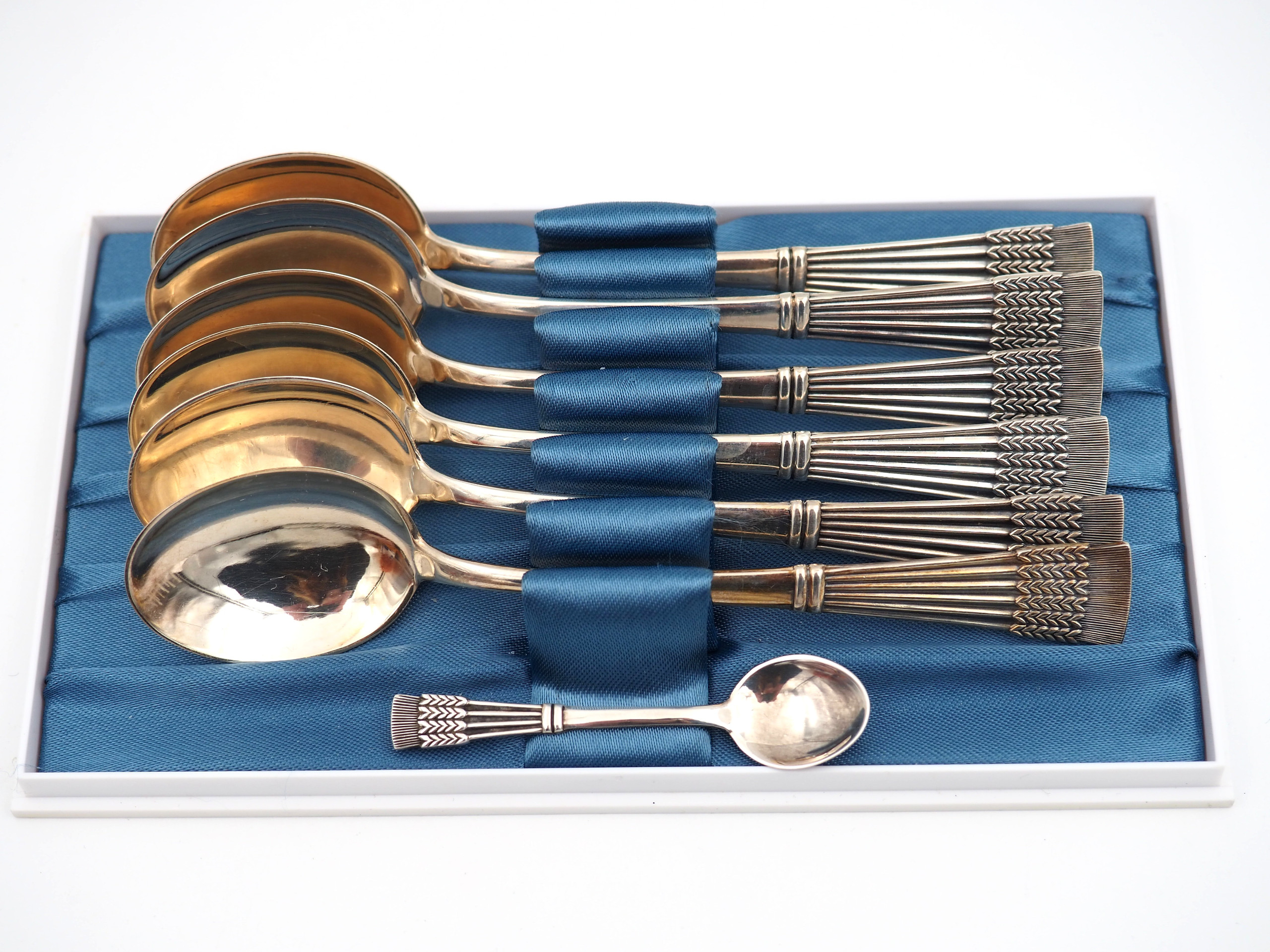 Tähkä hopealusikat