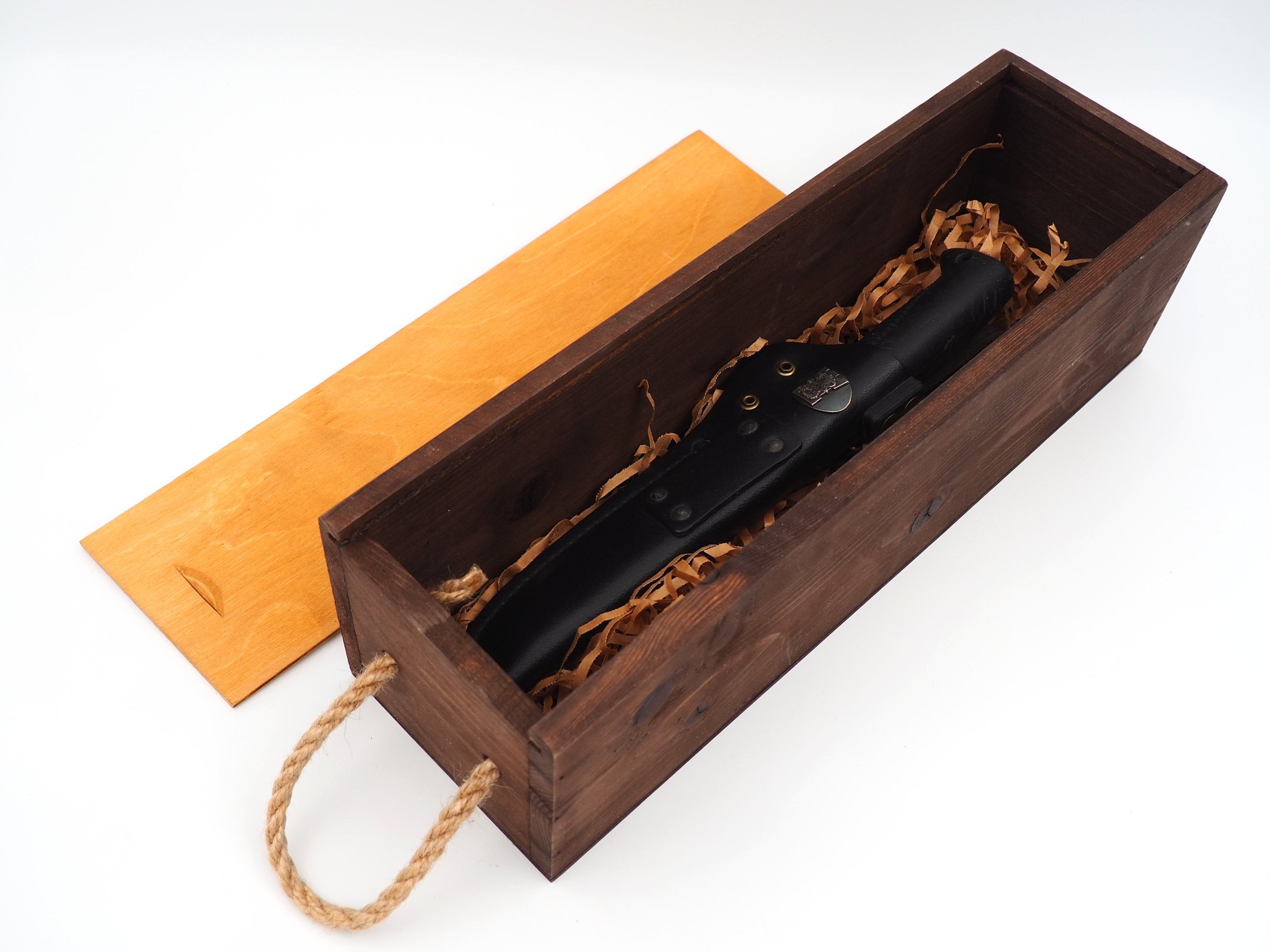 J. P. Peltonen puukko