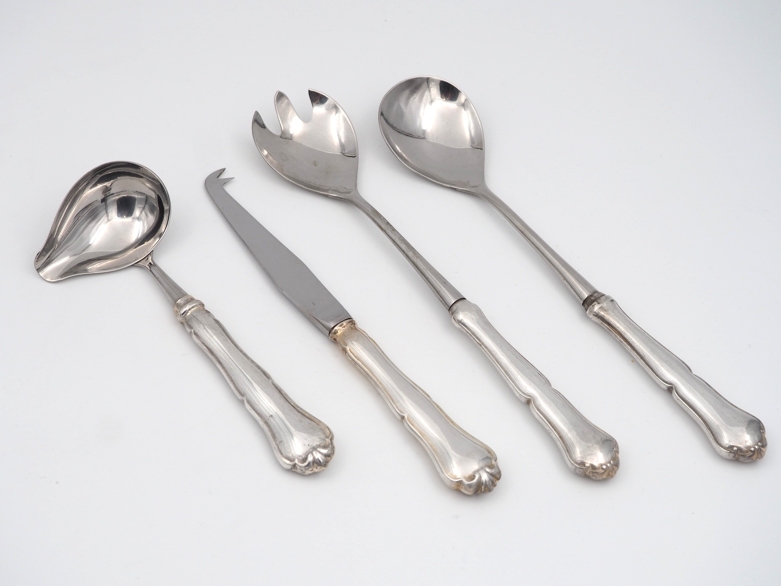 Chippendale hopeaottimet