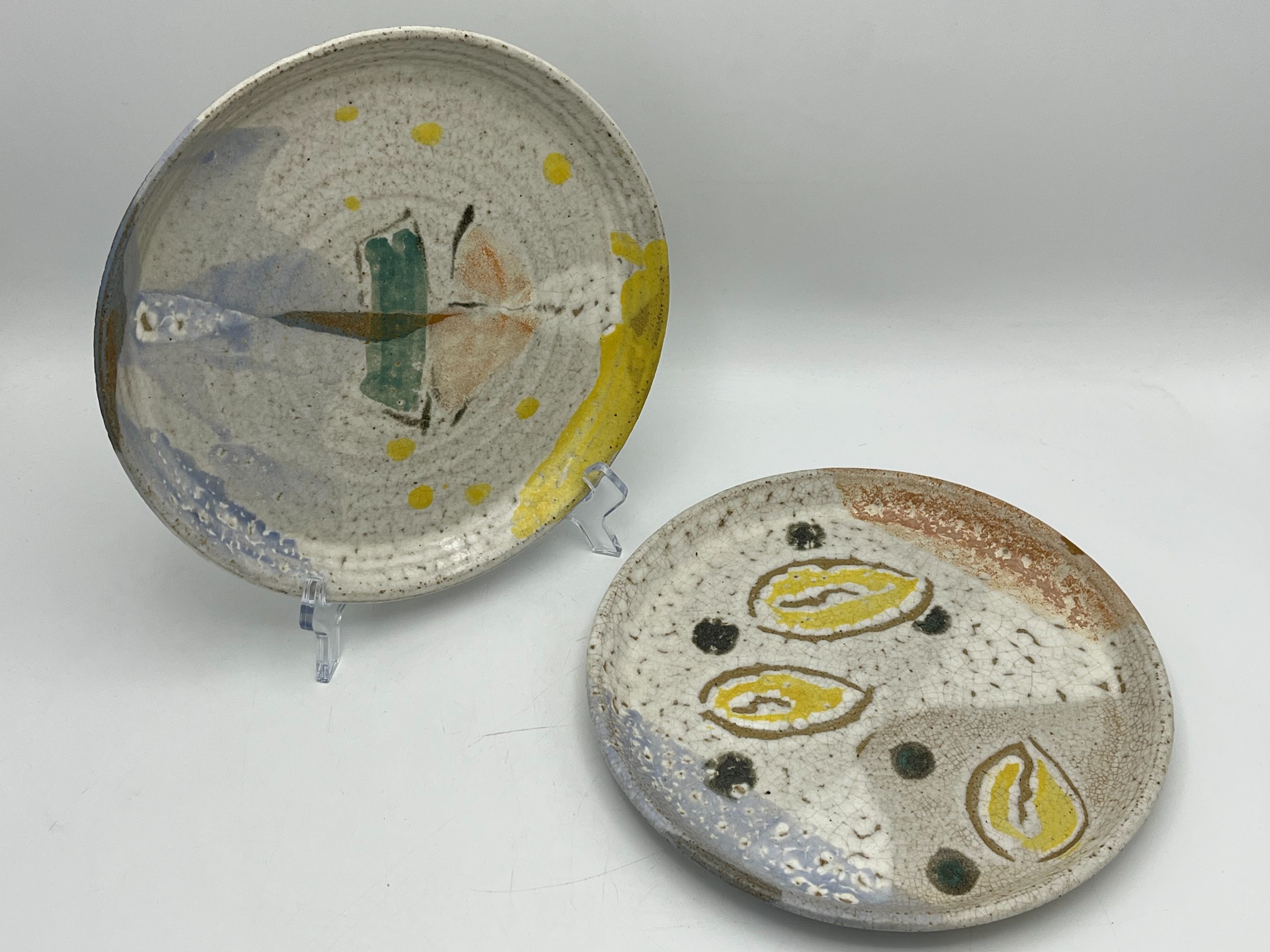 Keraamiset koristelautaset