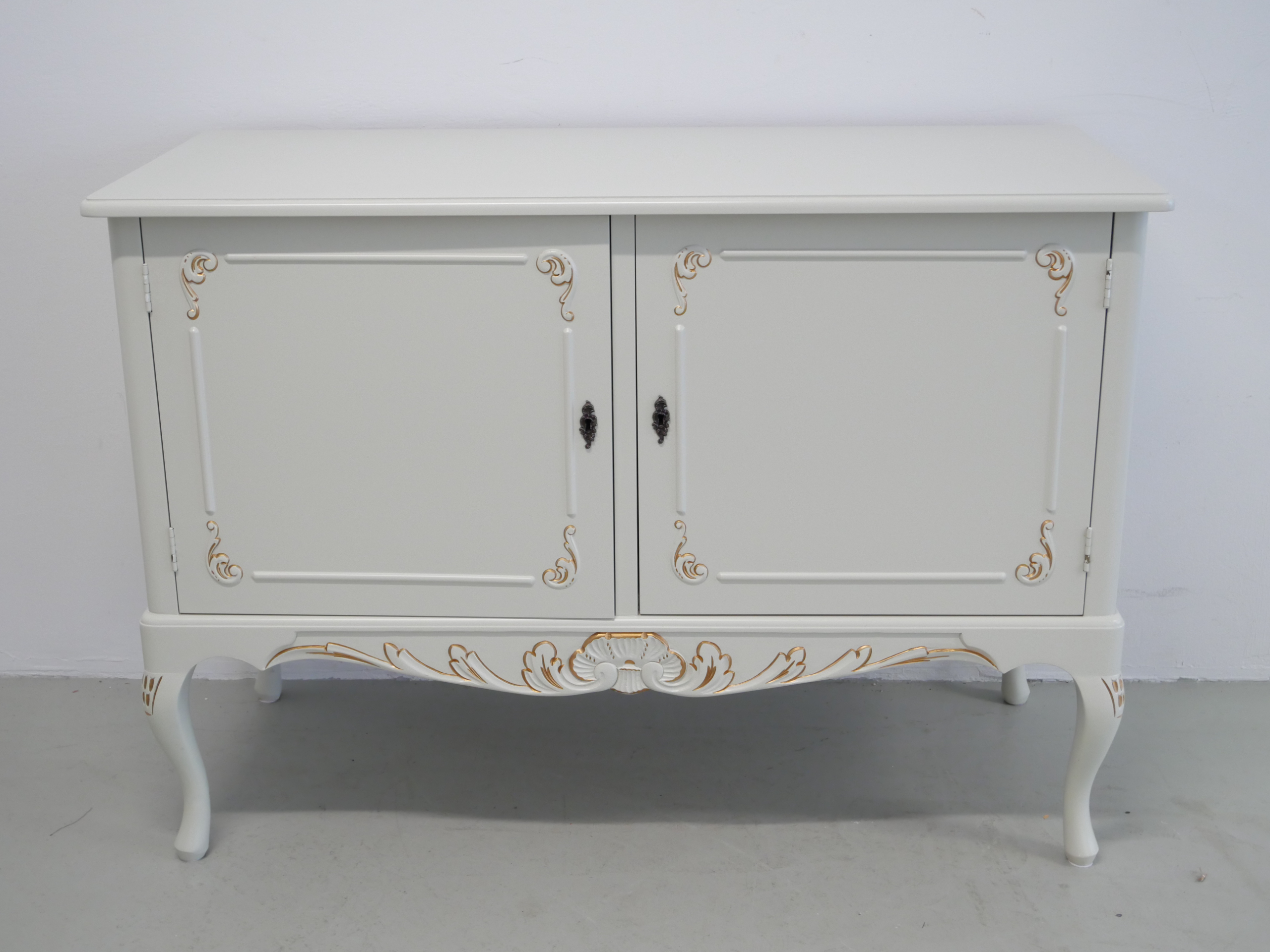 *Kaappi, talonpoikaisrokokoo