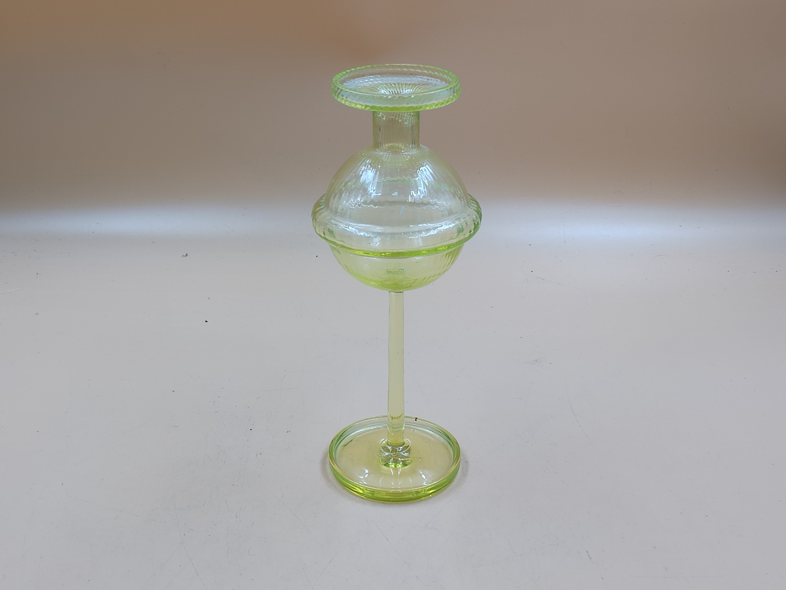 Nanny Still - Huutokauppa Ekman