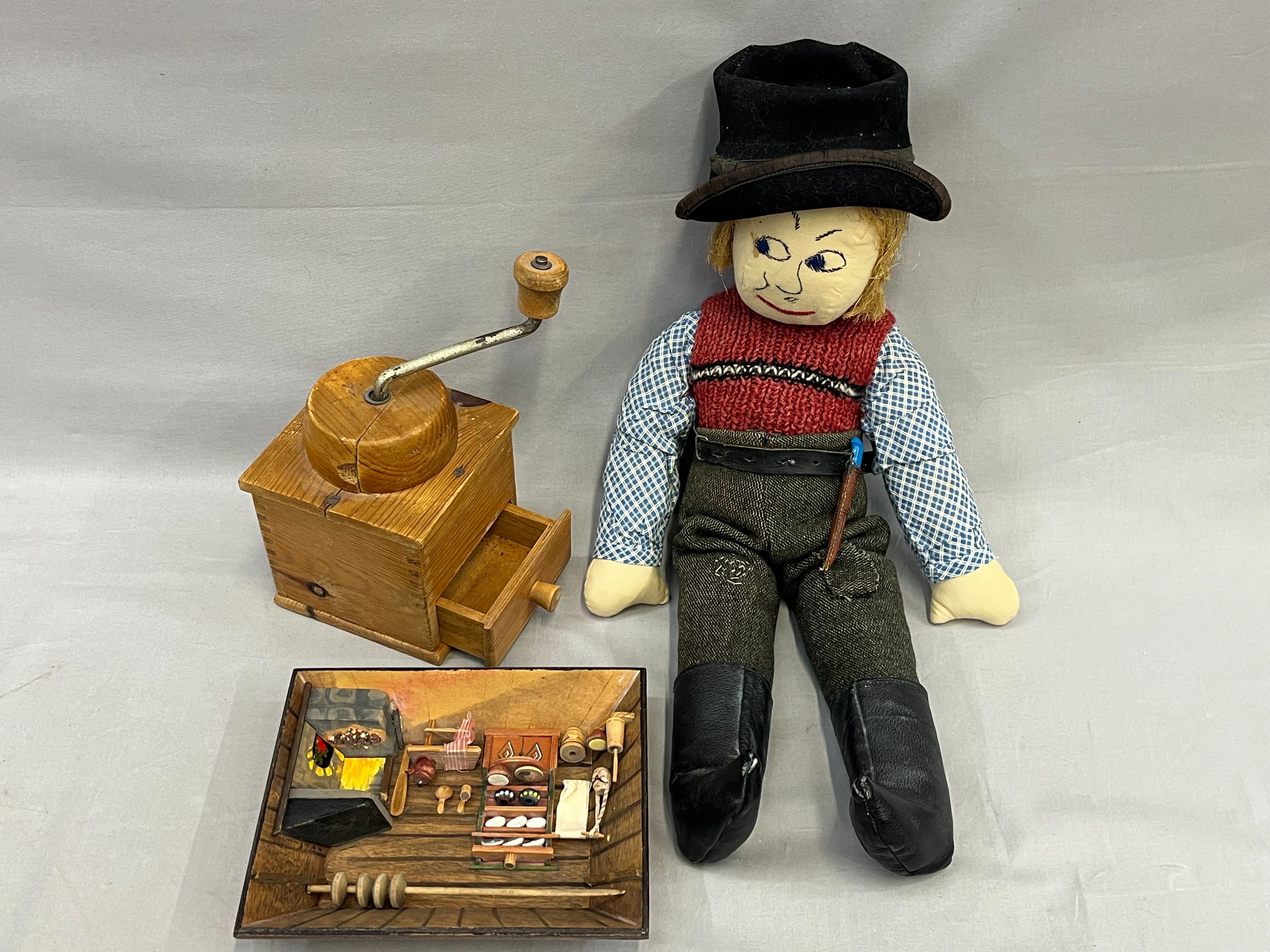 Jauhin, nukke ym - Huutokauppa Ekman