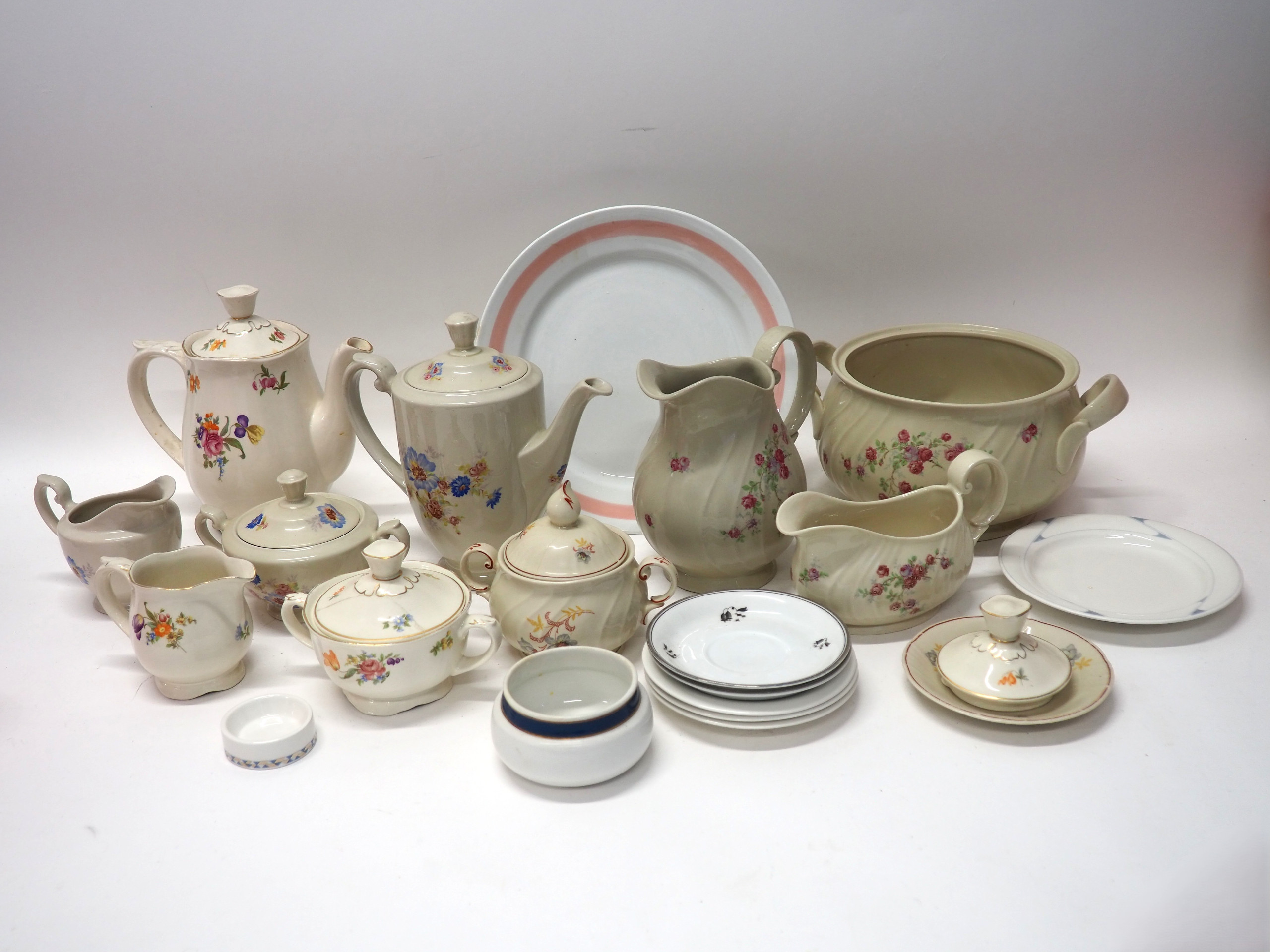 Arabia - Huutokauppa Ekman