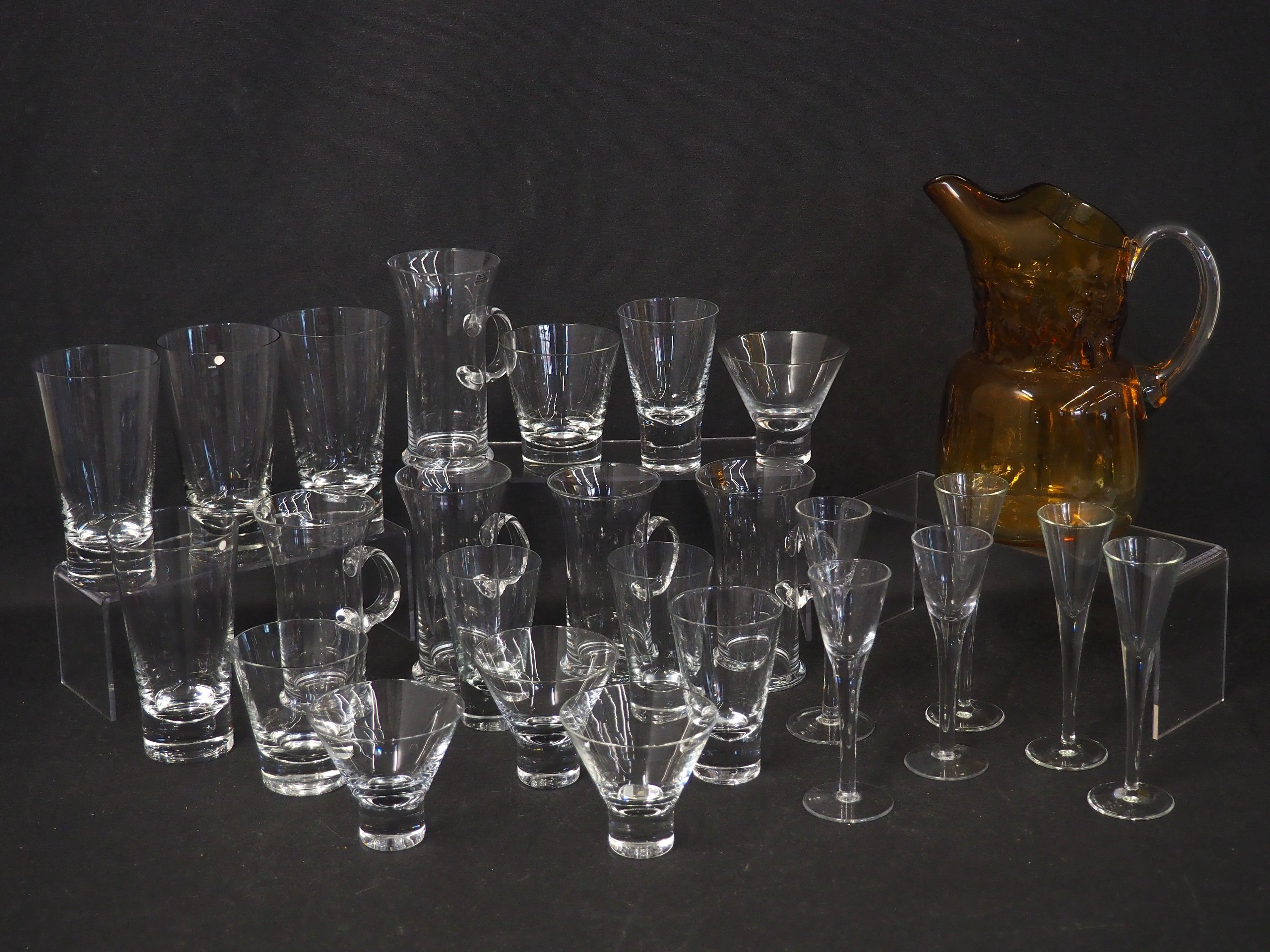 Kumela ym. - Huutokauppa Ekman