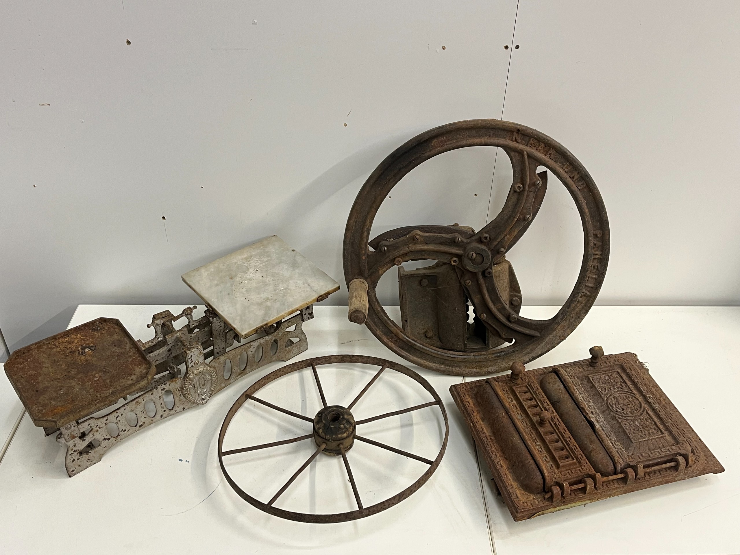 Högfors, vaaka ym - Huutokauppa Ekman