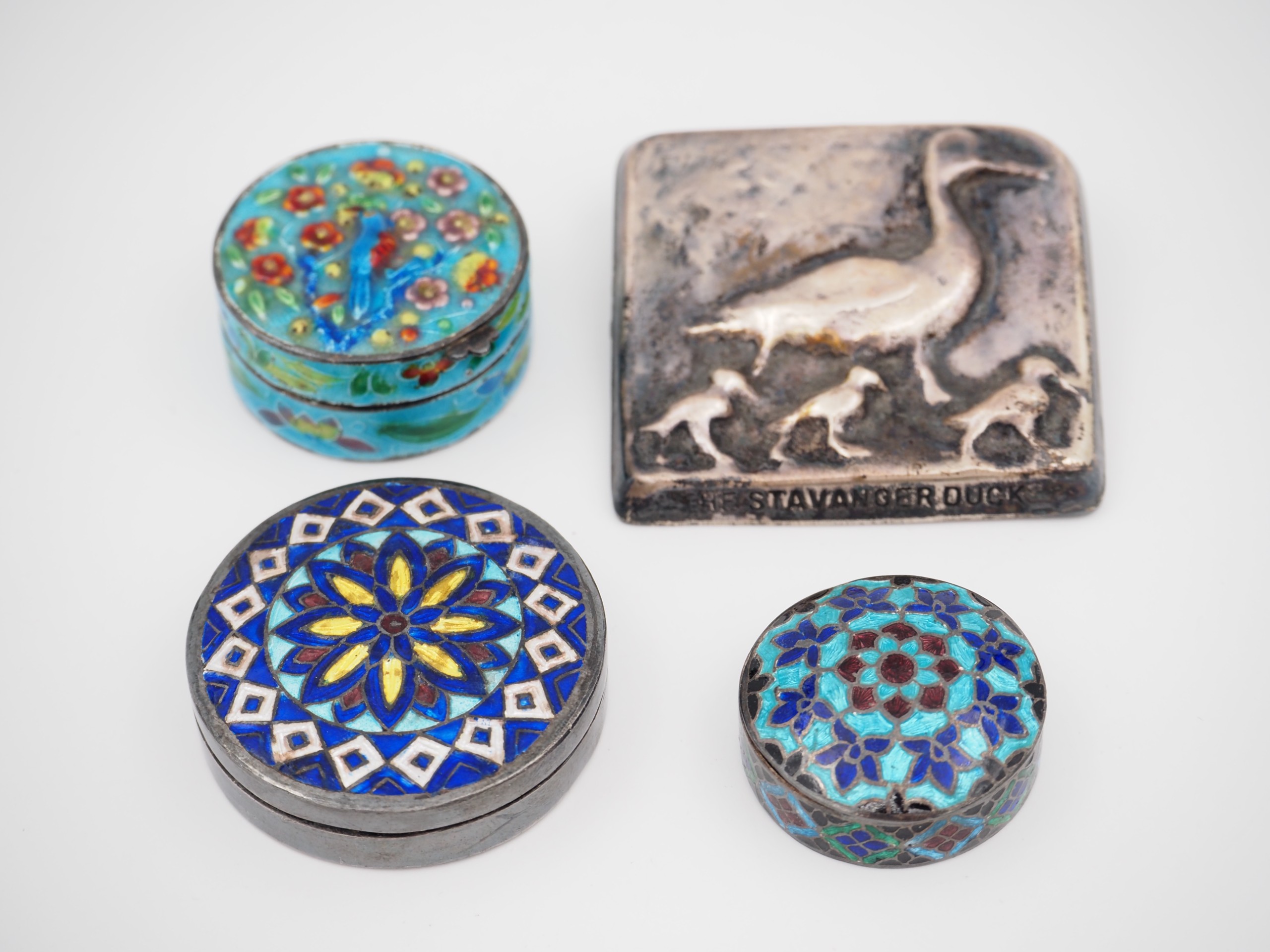 Hopeaa - Huutokauppa Ekman