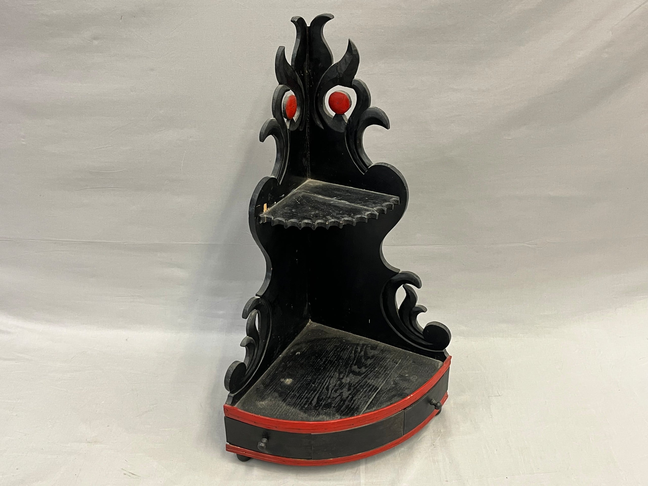 Piippuhylly - Huutokauppa Ekman