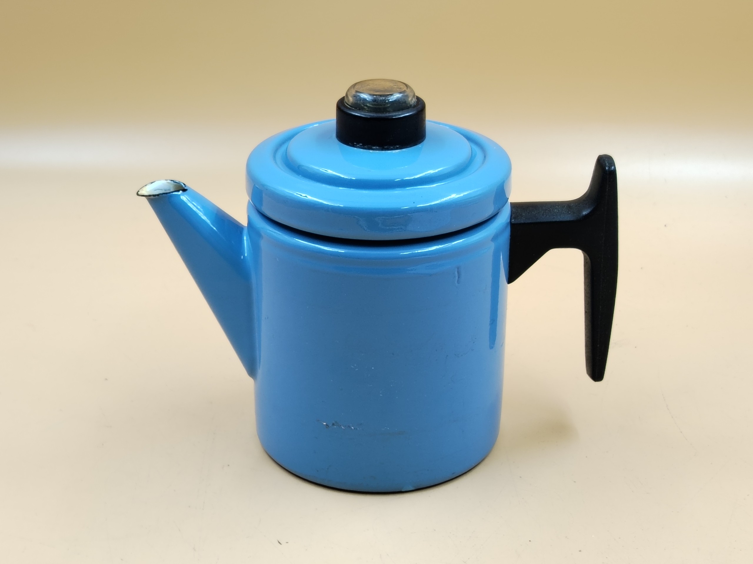 Finel - Huutokauppa Ekman