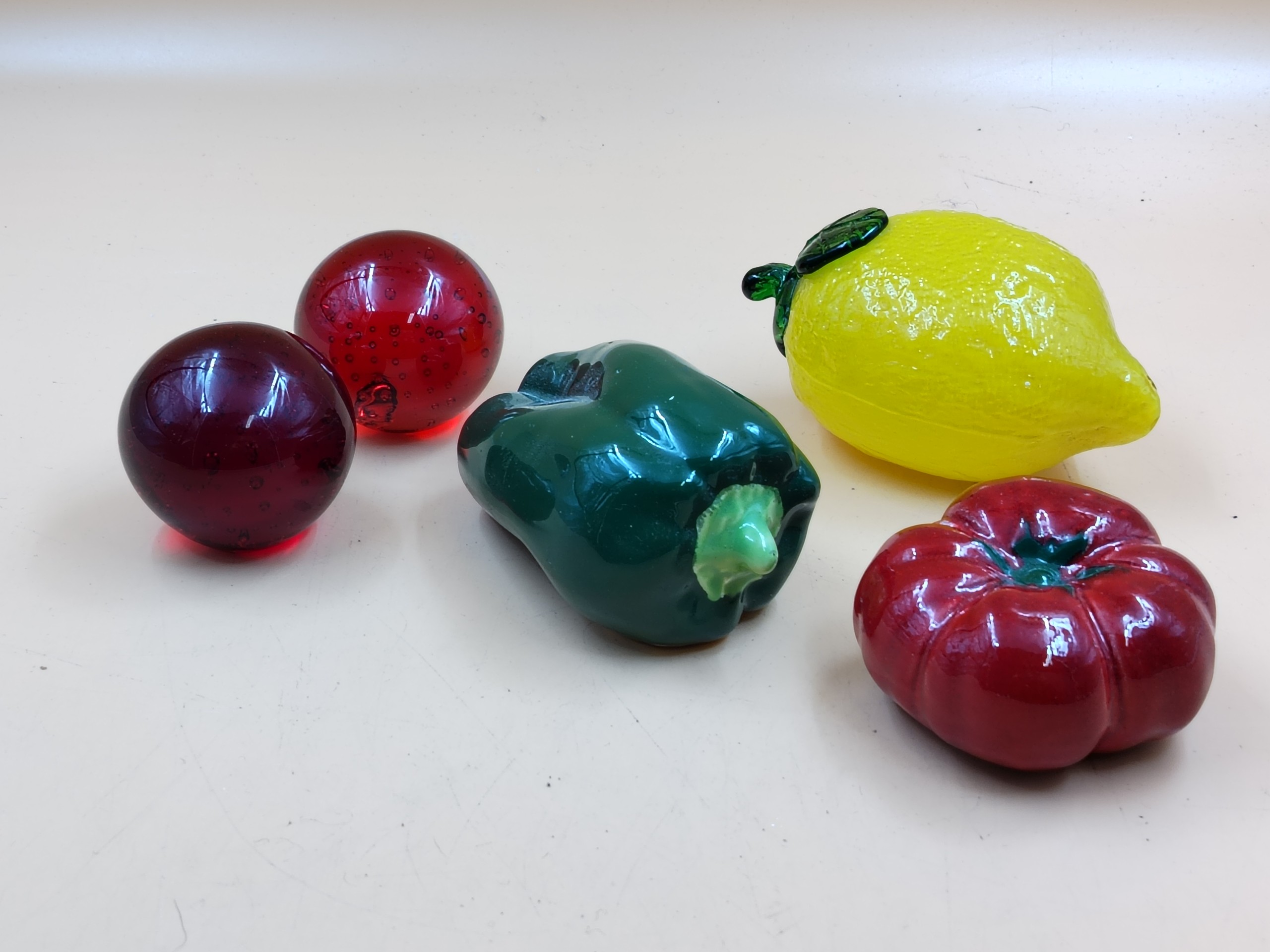 Lasia, posliinia - Huutokauppa Ekman