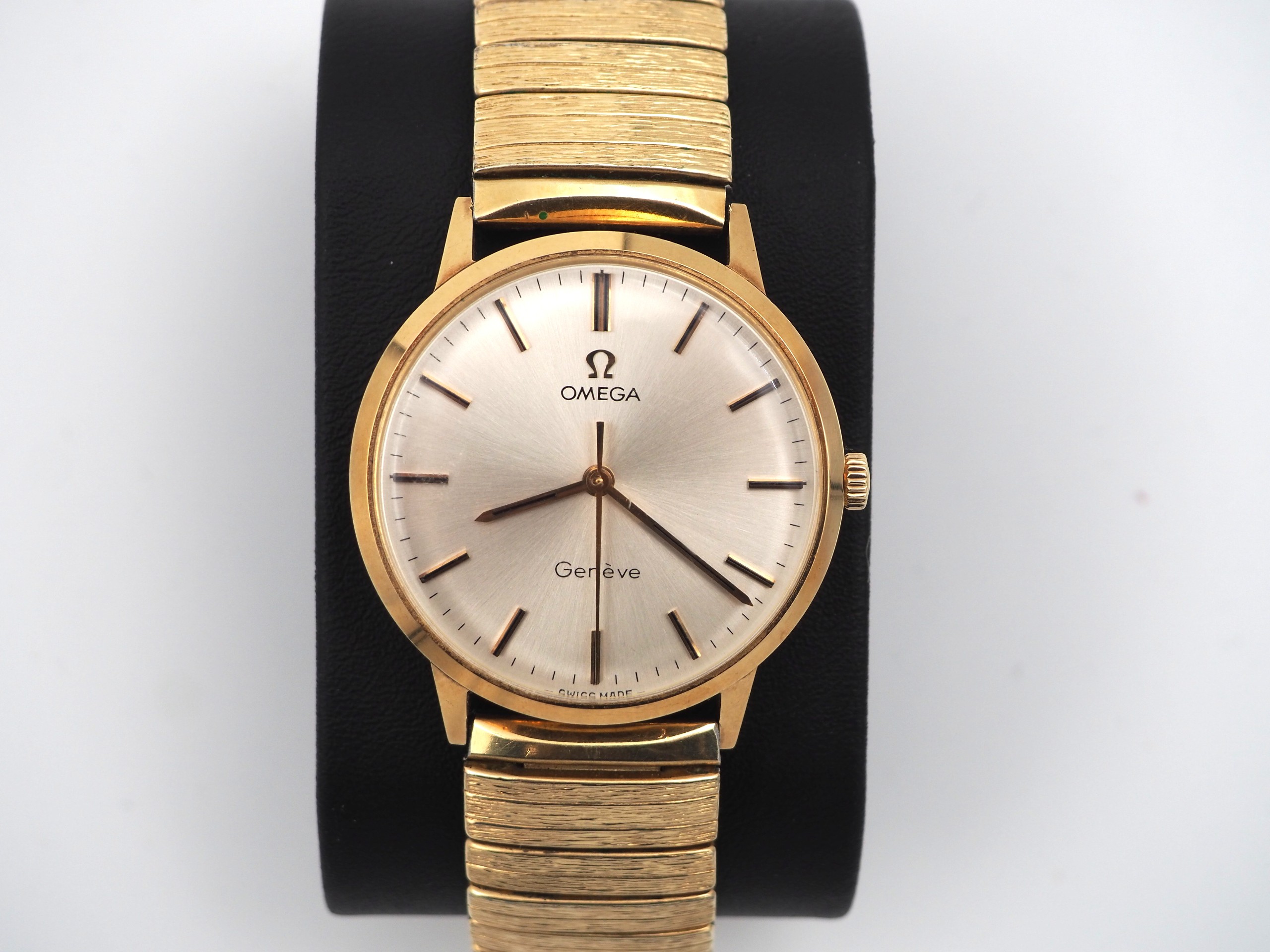 Omega Geneve 14k - Huutokauppa Ekman