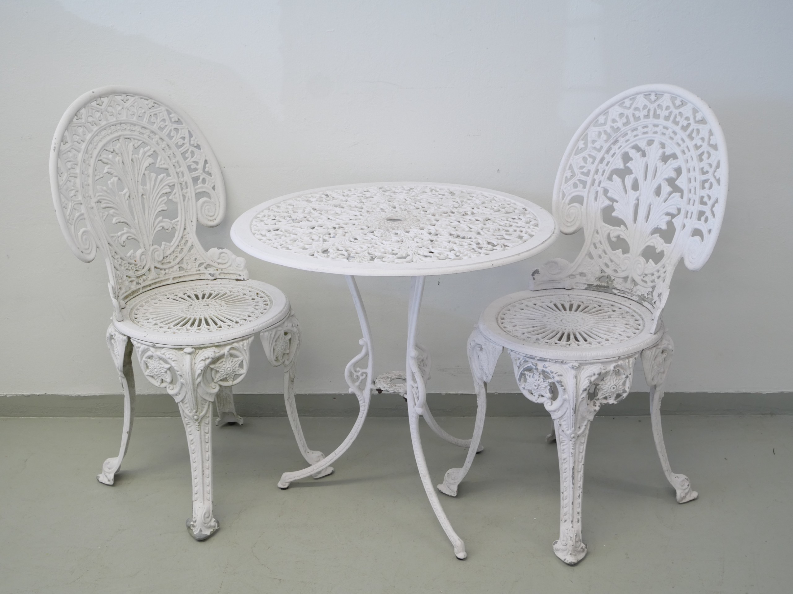 *Puutarhakalusteet - Huutokauppa Ekman