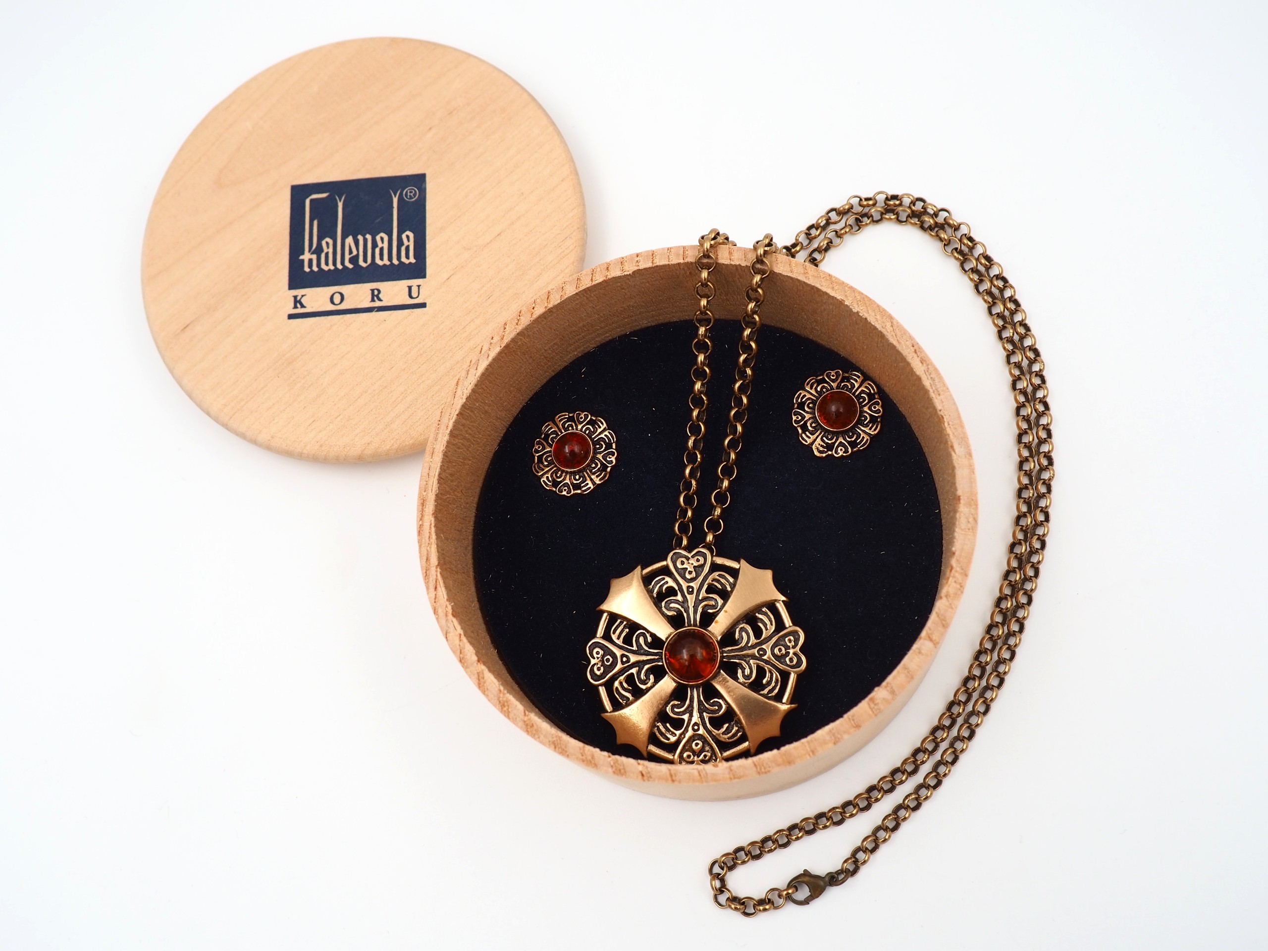 Kalevala Koru - Huutokauppa Ekman