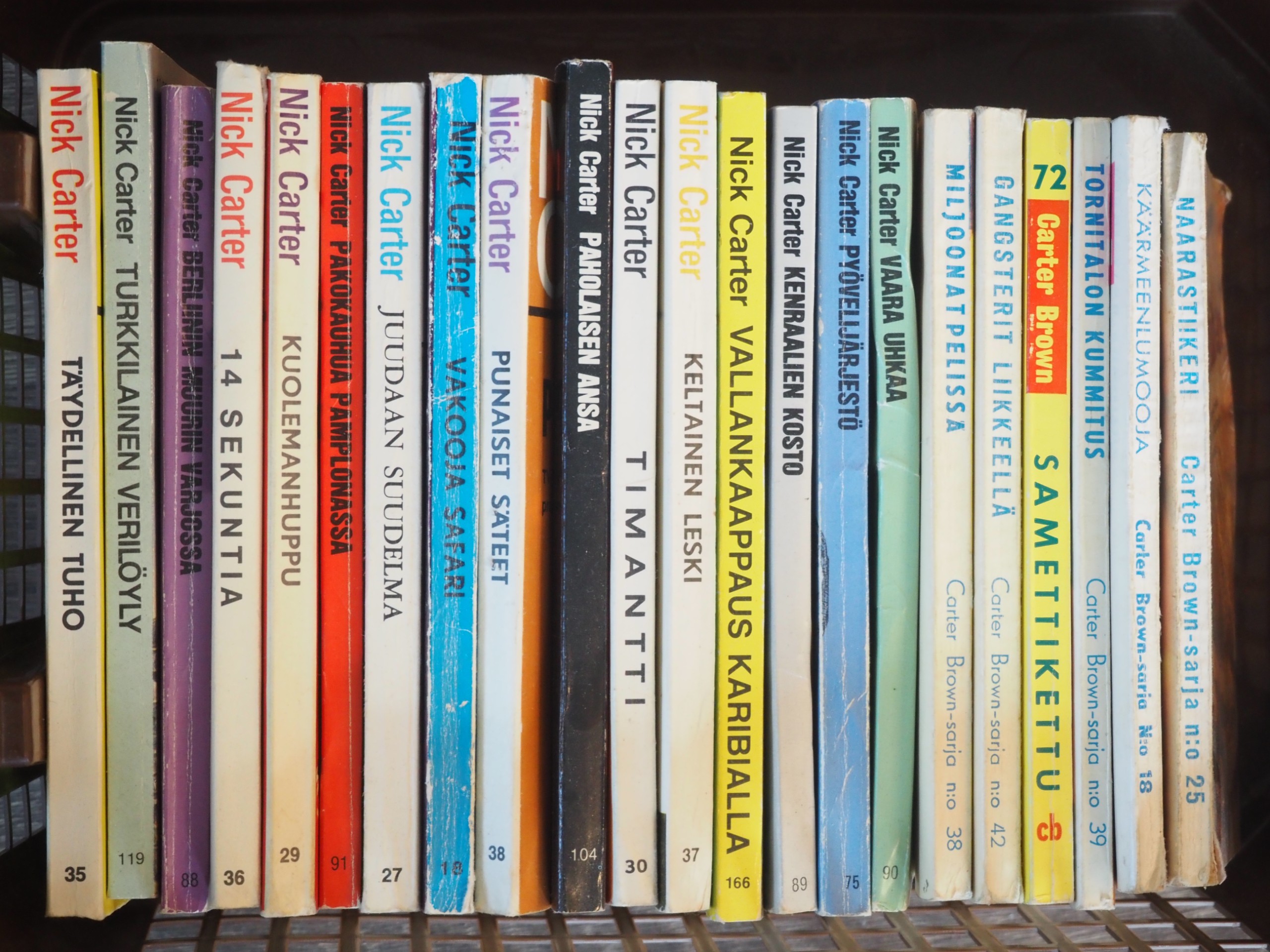 Nick Carter & Carter Brown - Huutokauppa Ekman