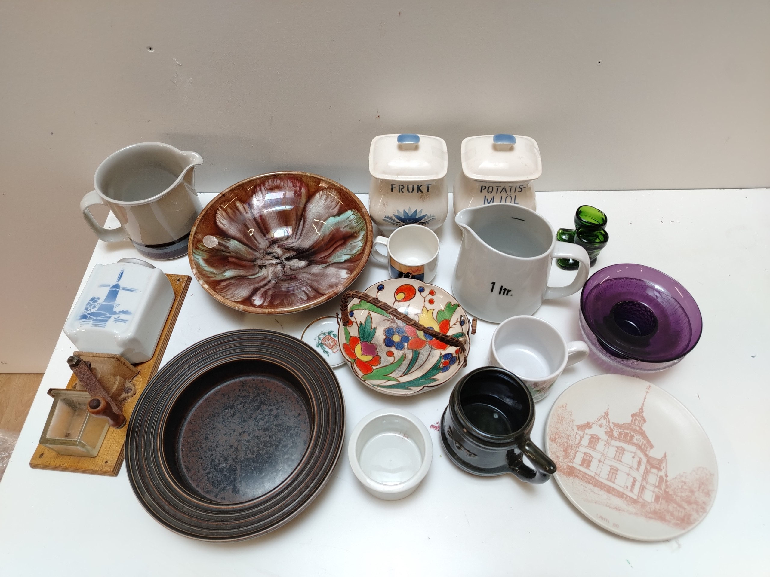 Arabia ym. - Huutokauppa Ekman