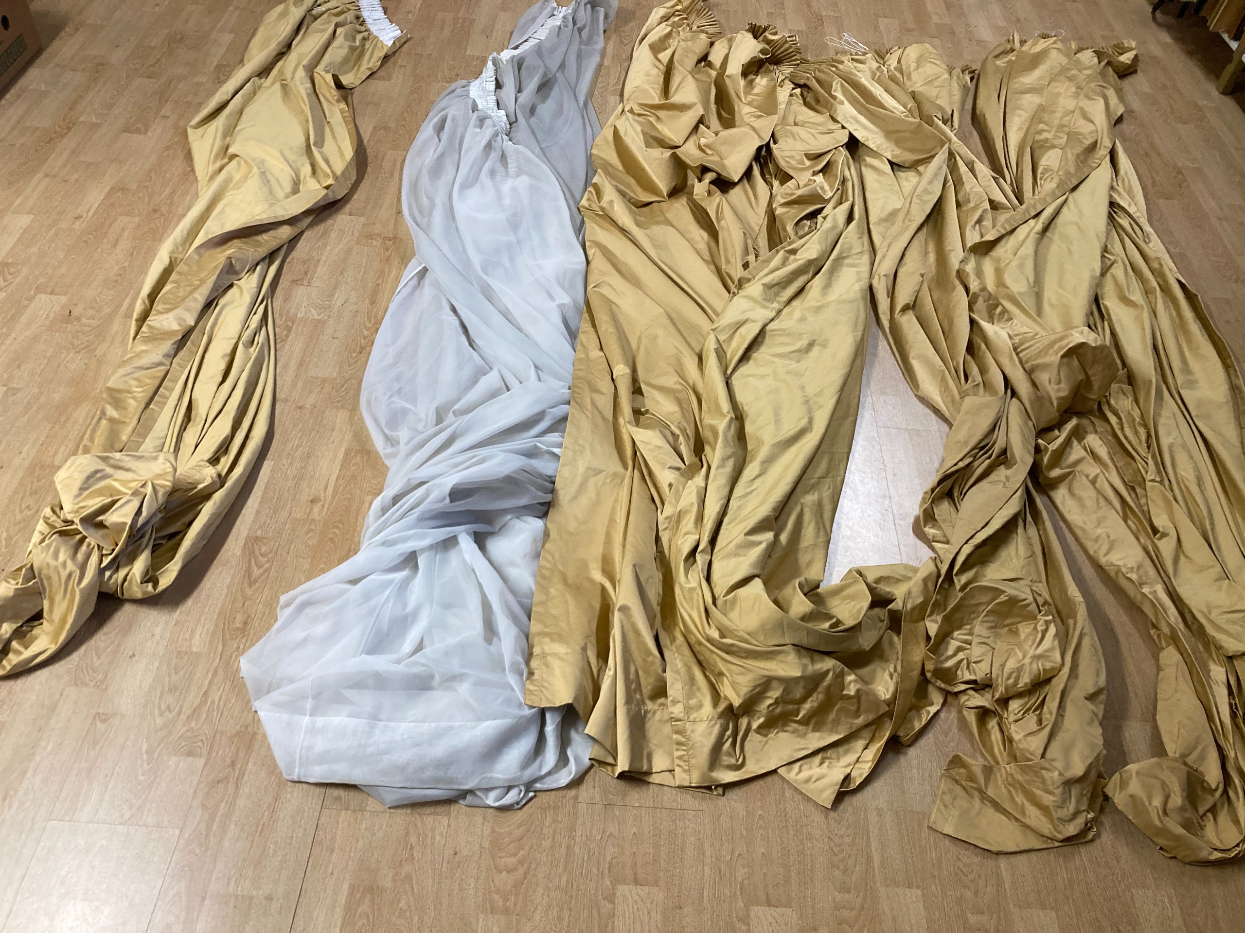 Verhoja - Huutokauppa Ekman