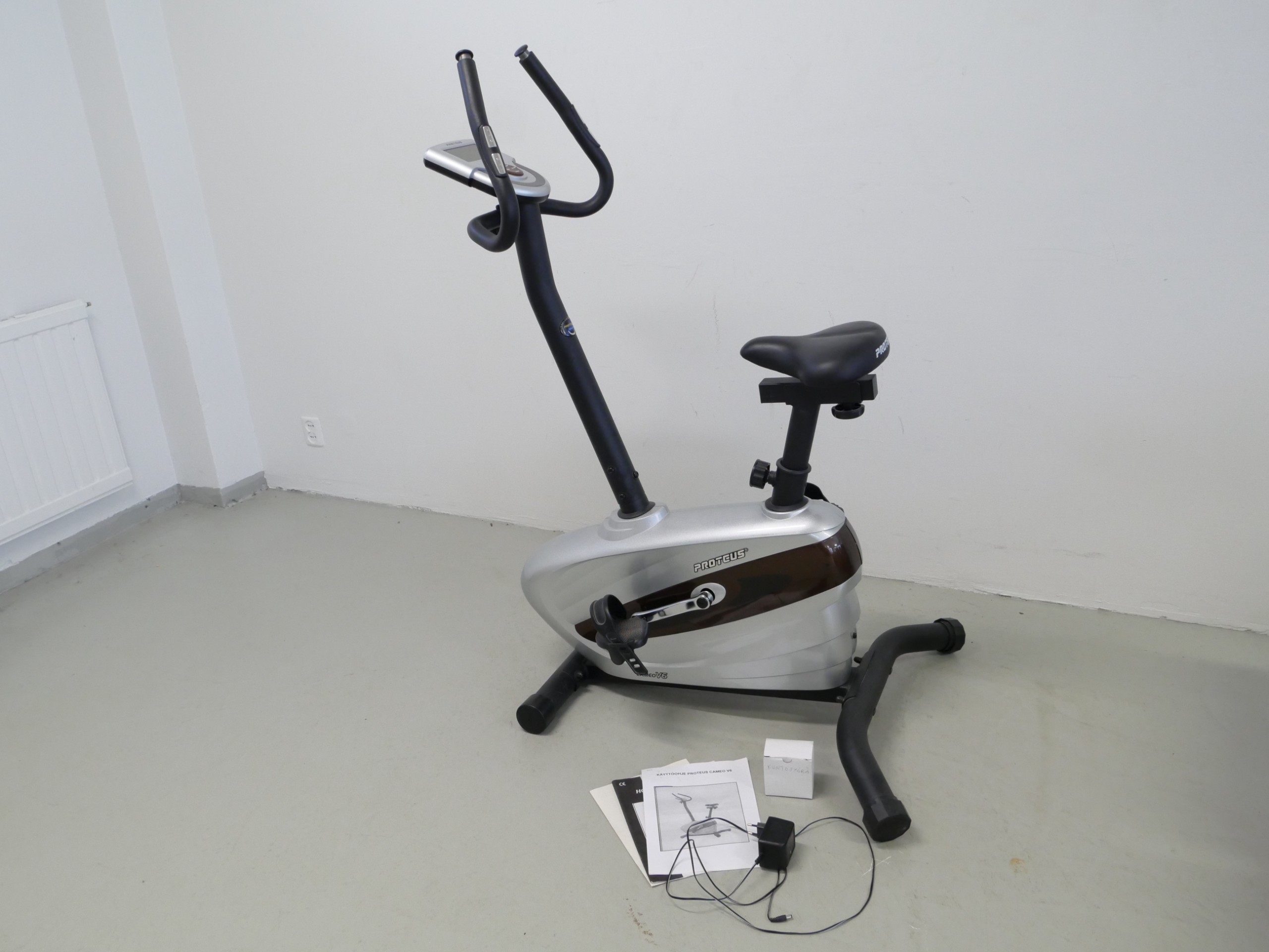 *Kuntopyörä - Huutokauppa Ekman