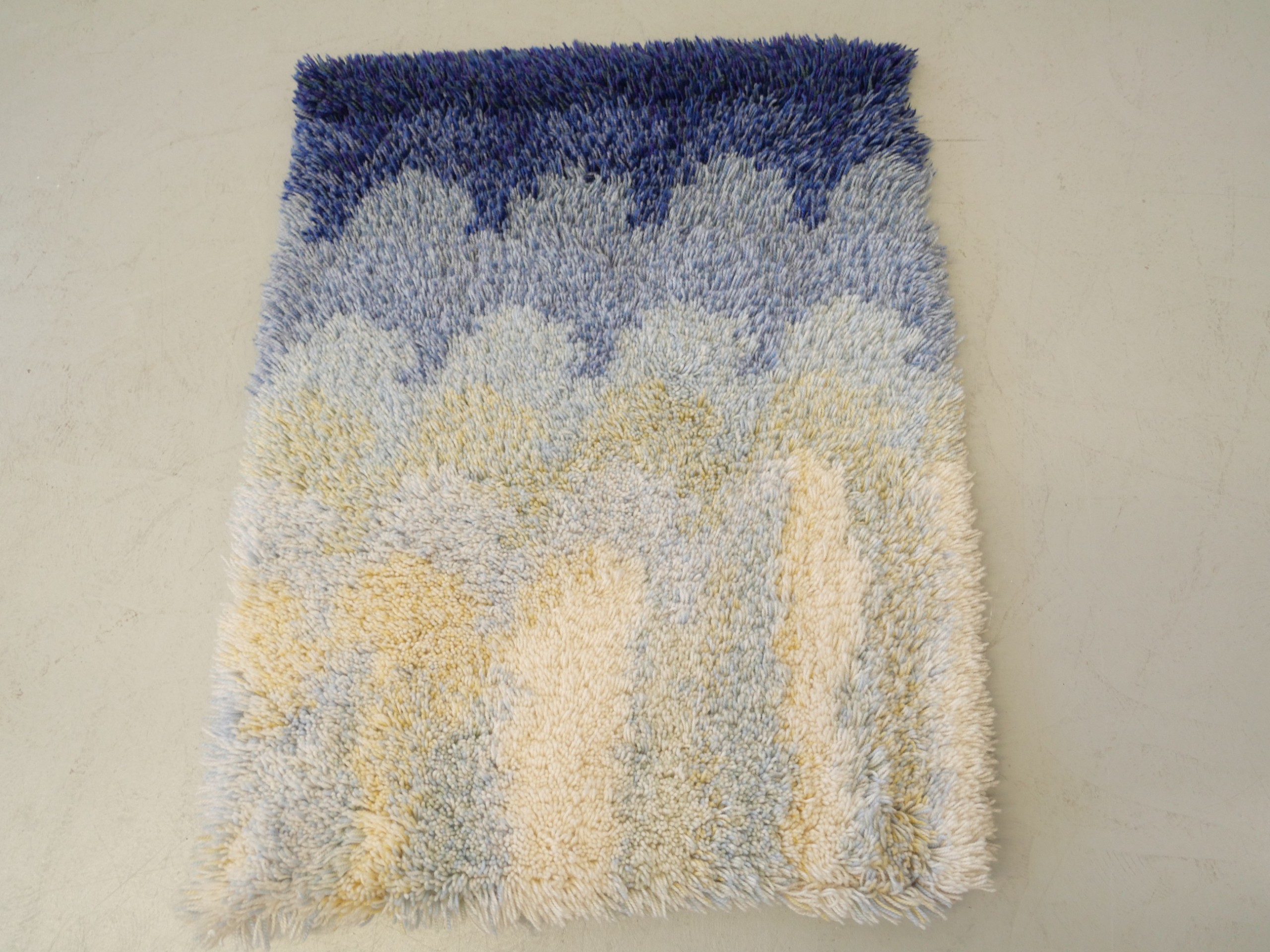 *Ryijy - Huutokauppa Ekman