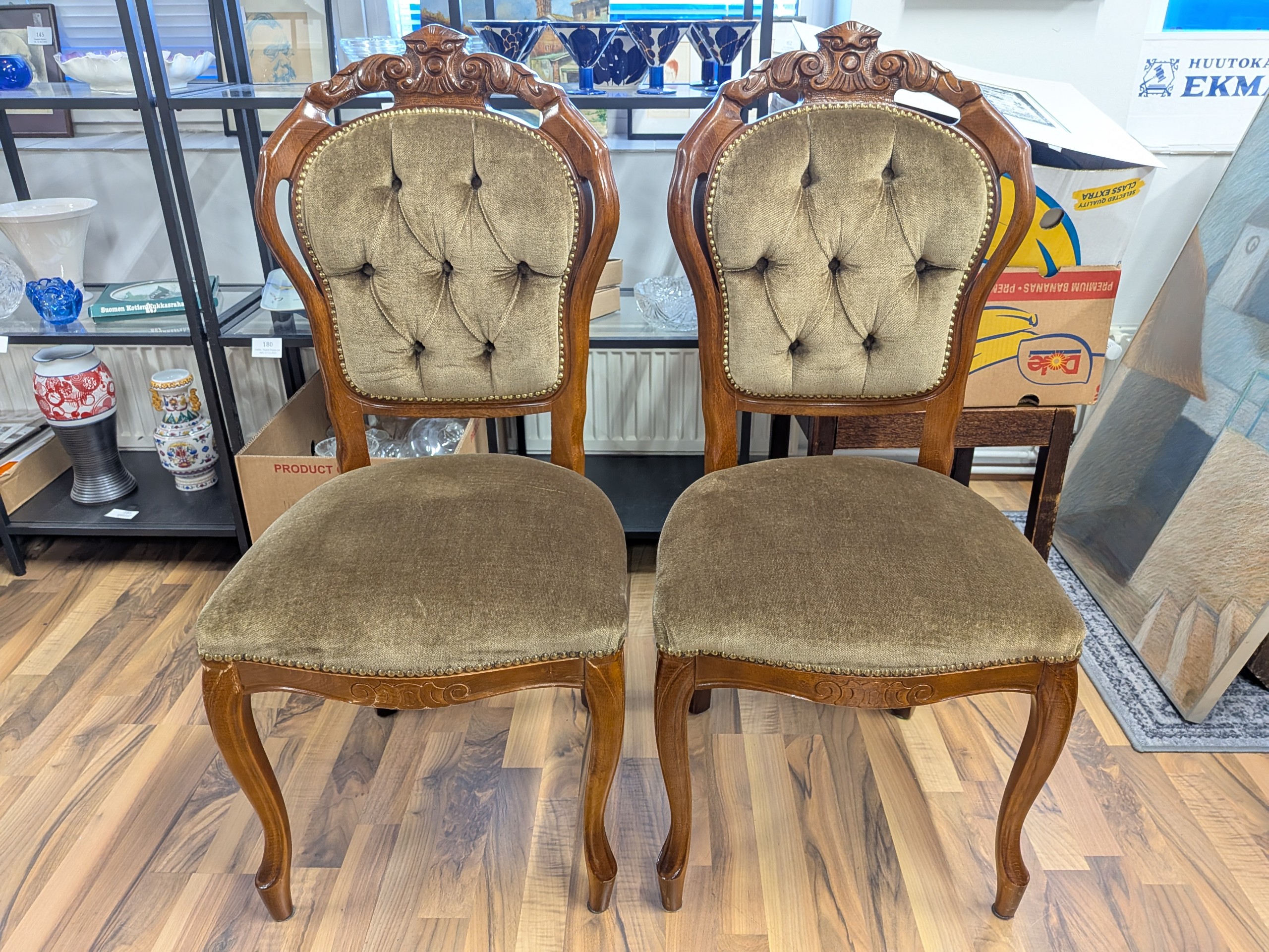 Rokokootuolit - Huutokauppa Ekman
