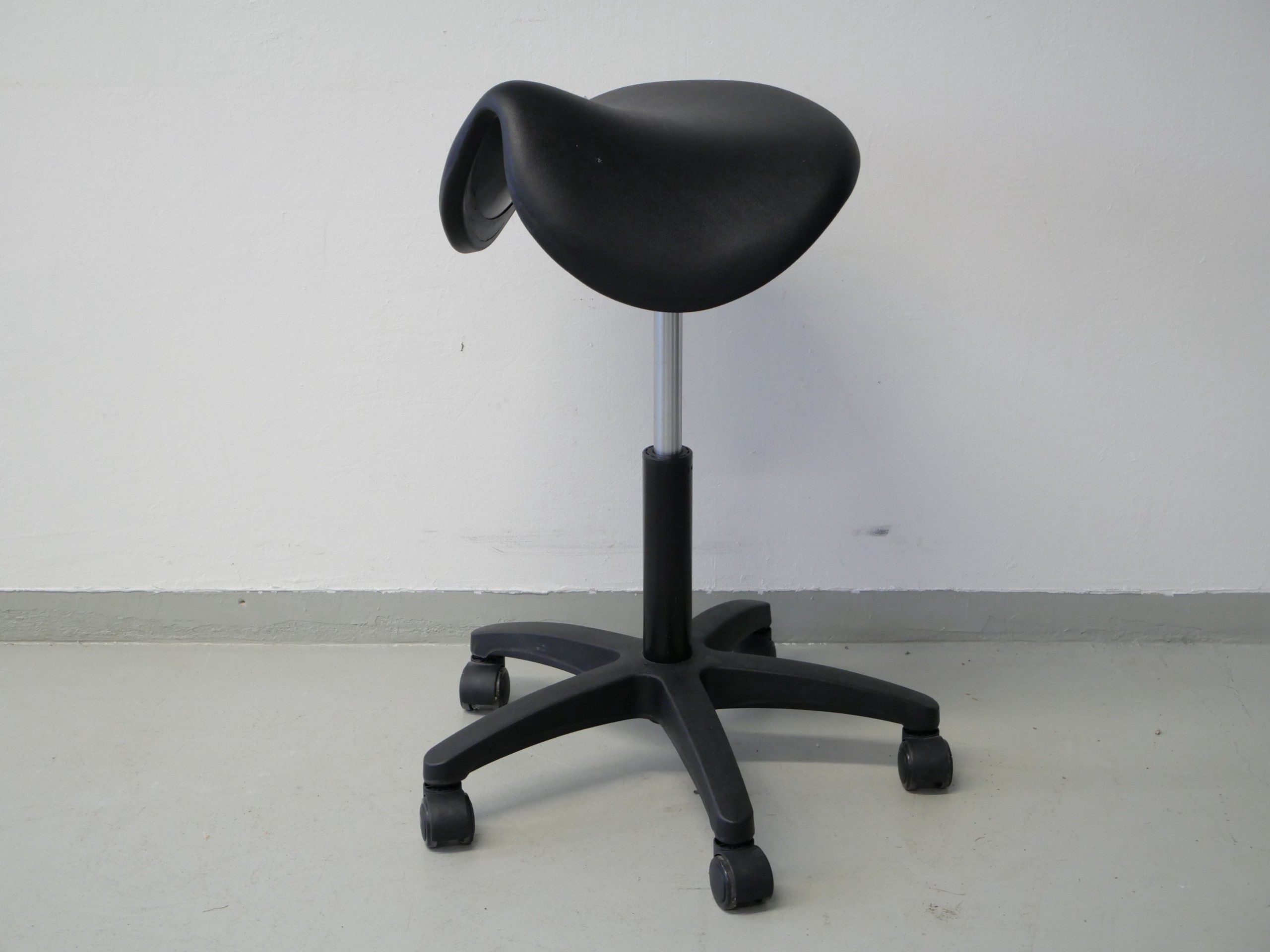 *Satulatuoli - Huutokauppa Ekman