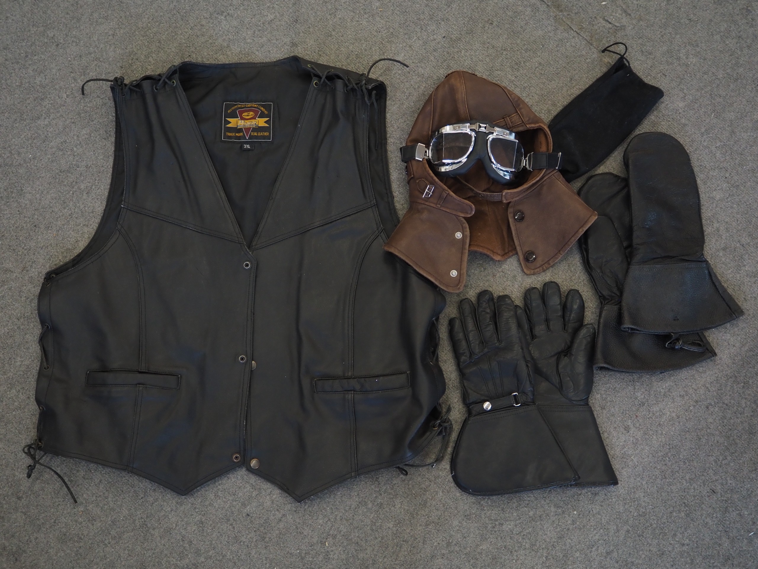 Moottoripyöräily asusteet - Huutokauppa Ekman