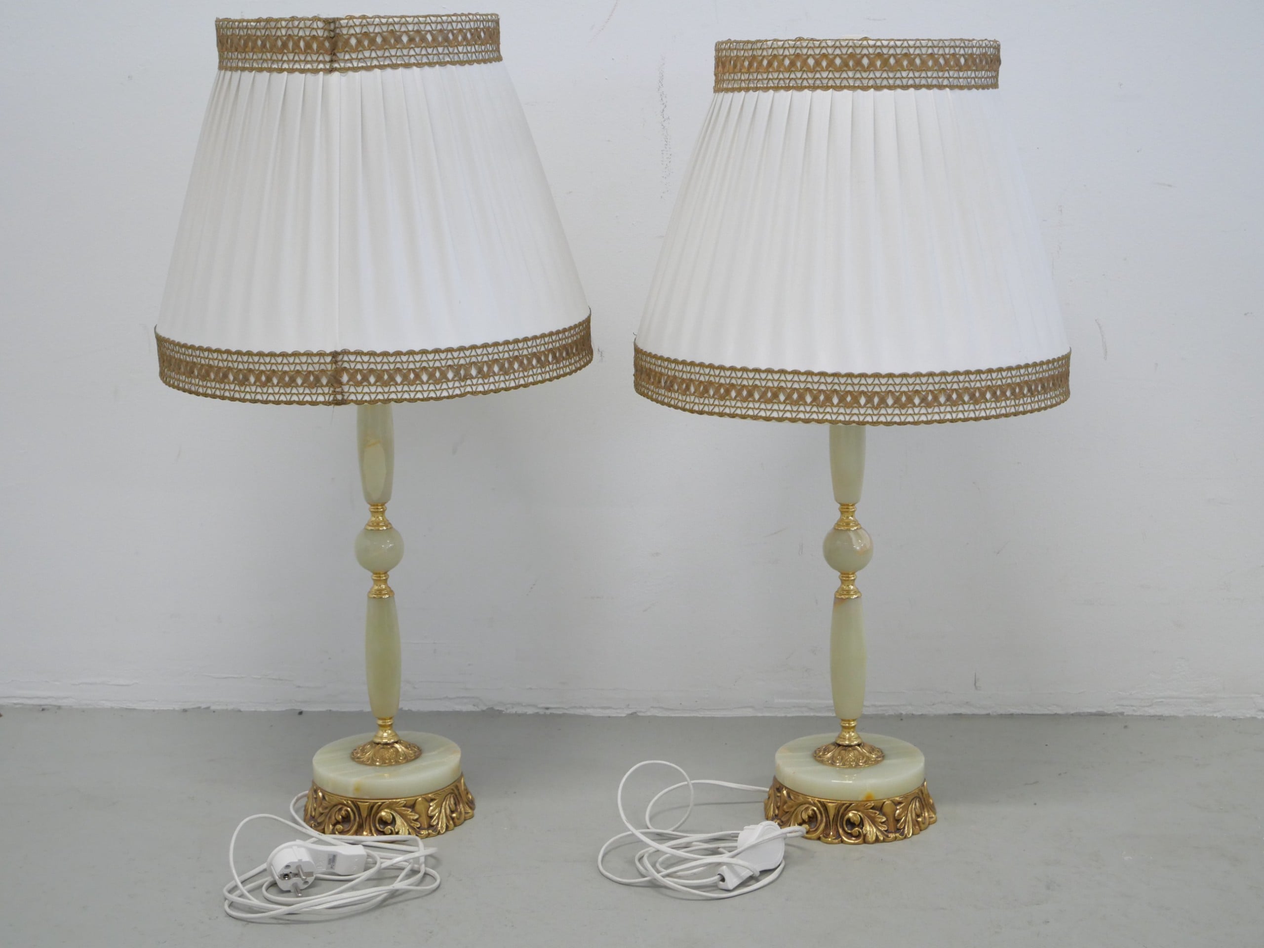 *Pöytävalaisimet - Huutokauppa Ekman