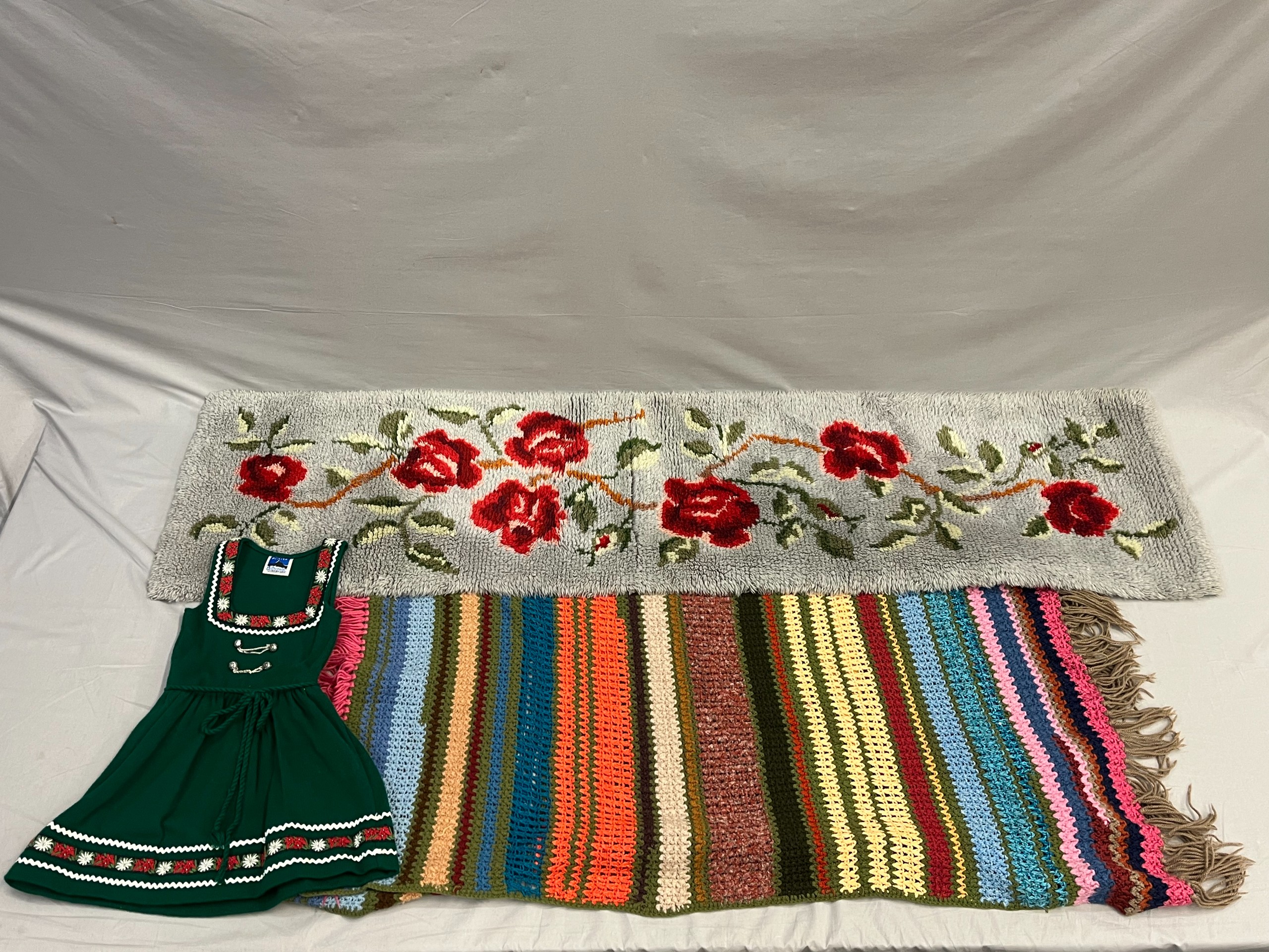 Ryijymatto, mekko ym - Huutokauppa Ekman