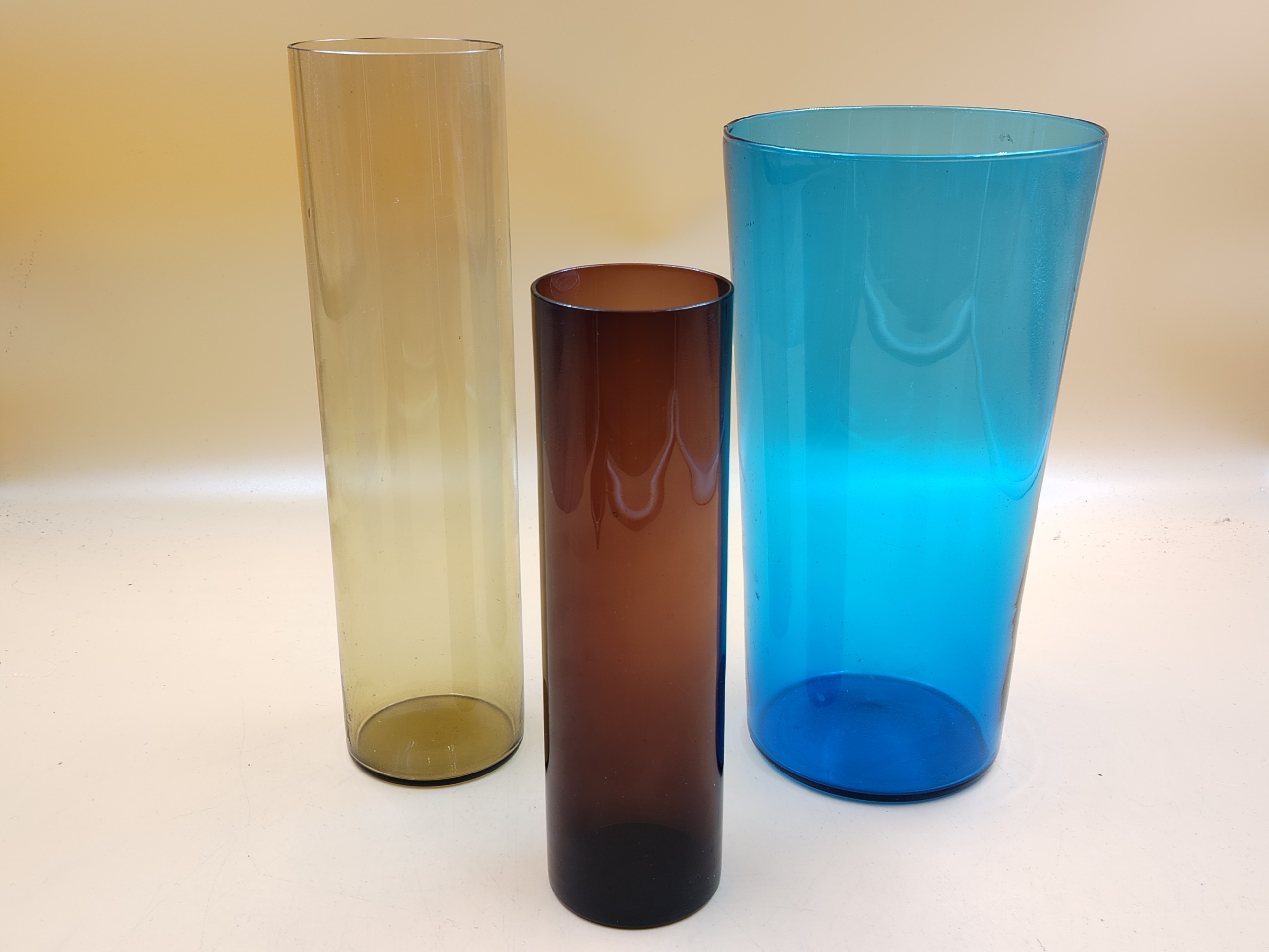 Värillinen lasi - Huutokauppa Ekman