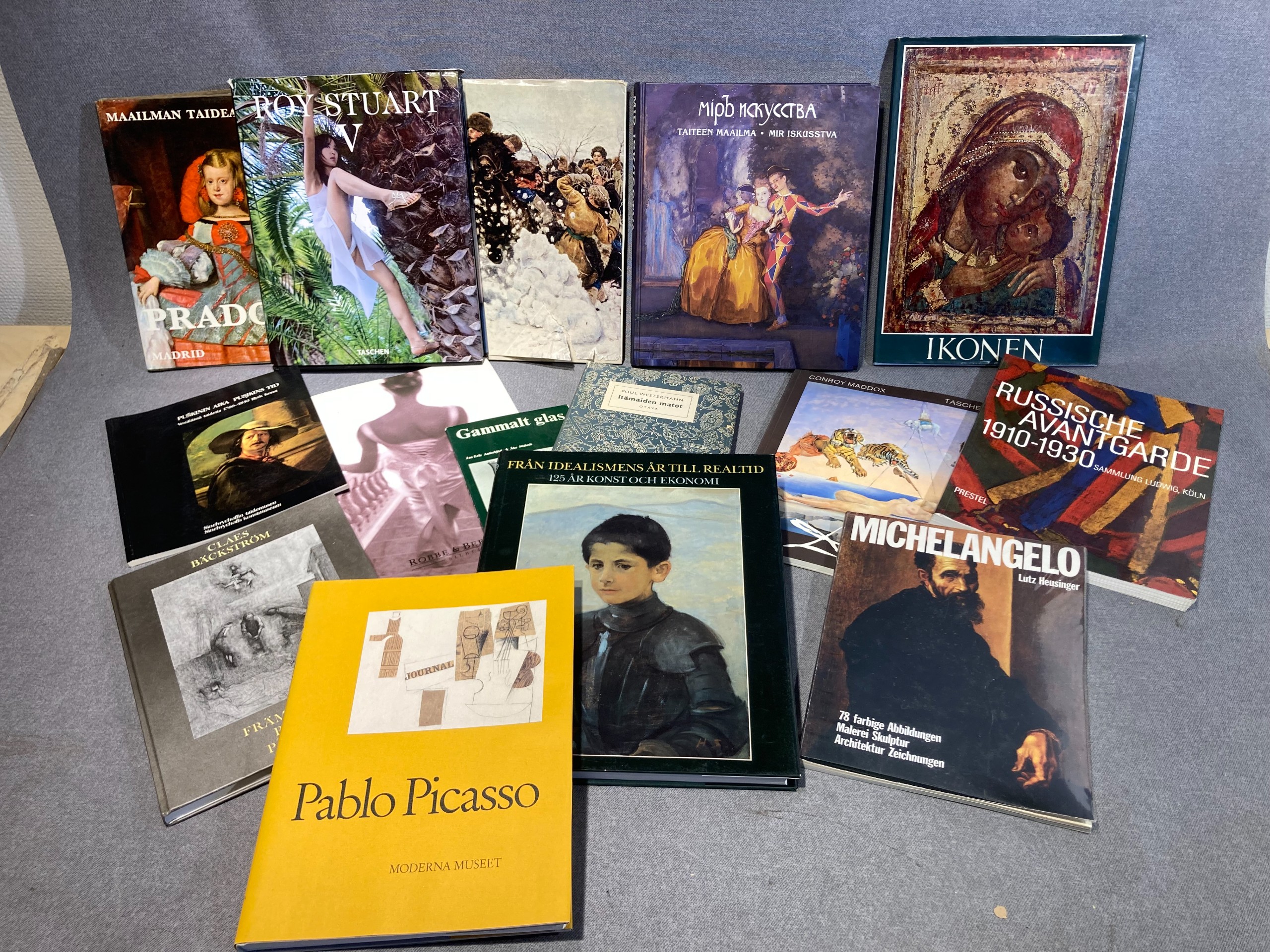 Taidekirjat - Huutokauppa Ekman