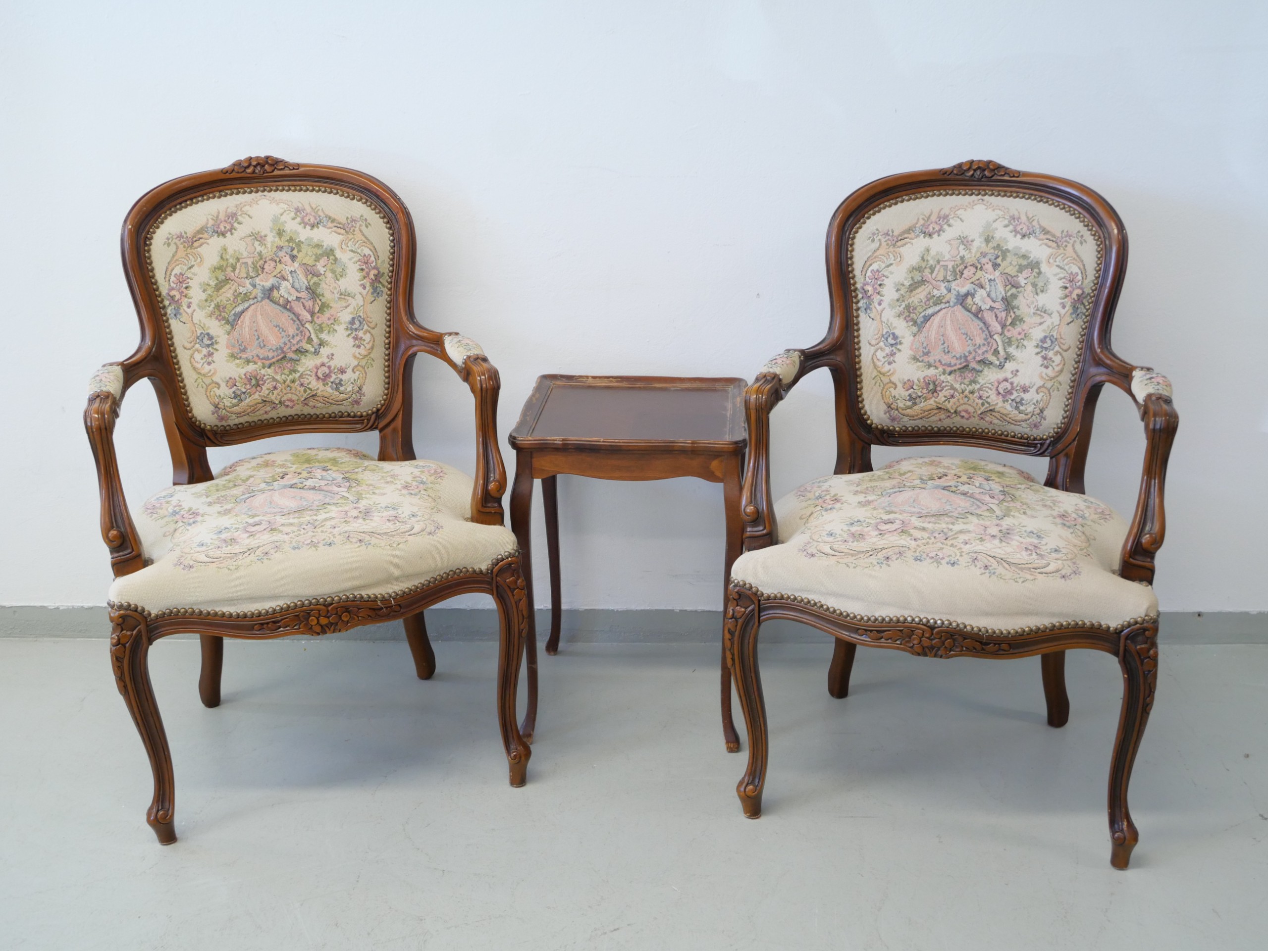 *Sohvaryhmä tyylihuonekalut - Huutokauppa Ekman