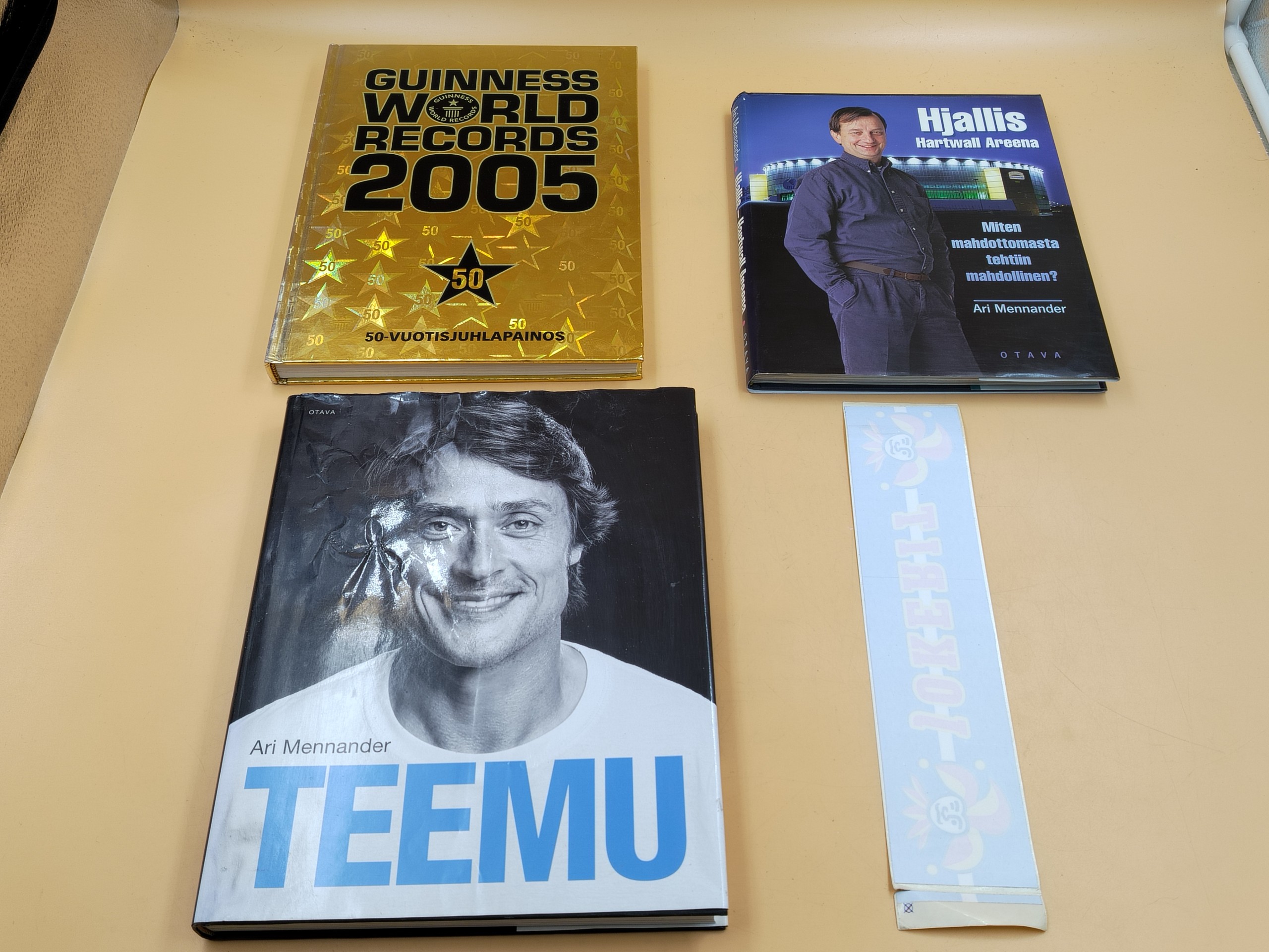 Kirjat ym. - Huutokauppa Ekman