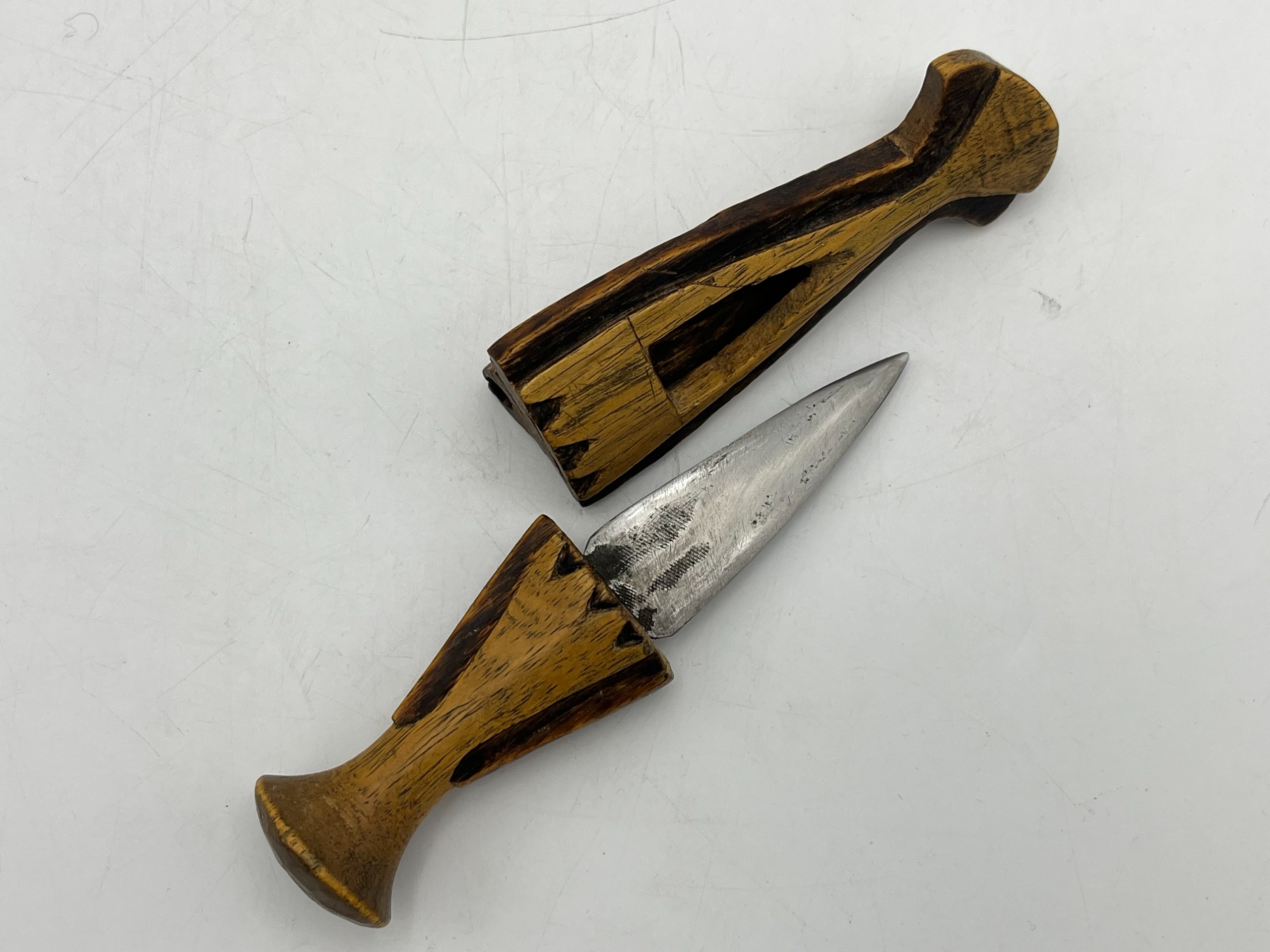 Puukko - Huutokauppa Ekman