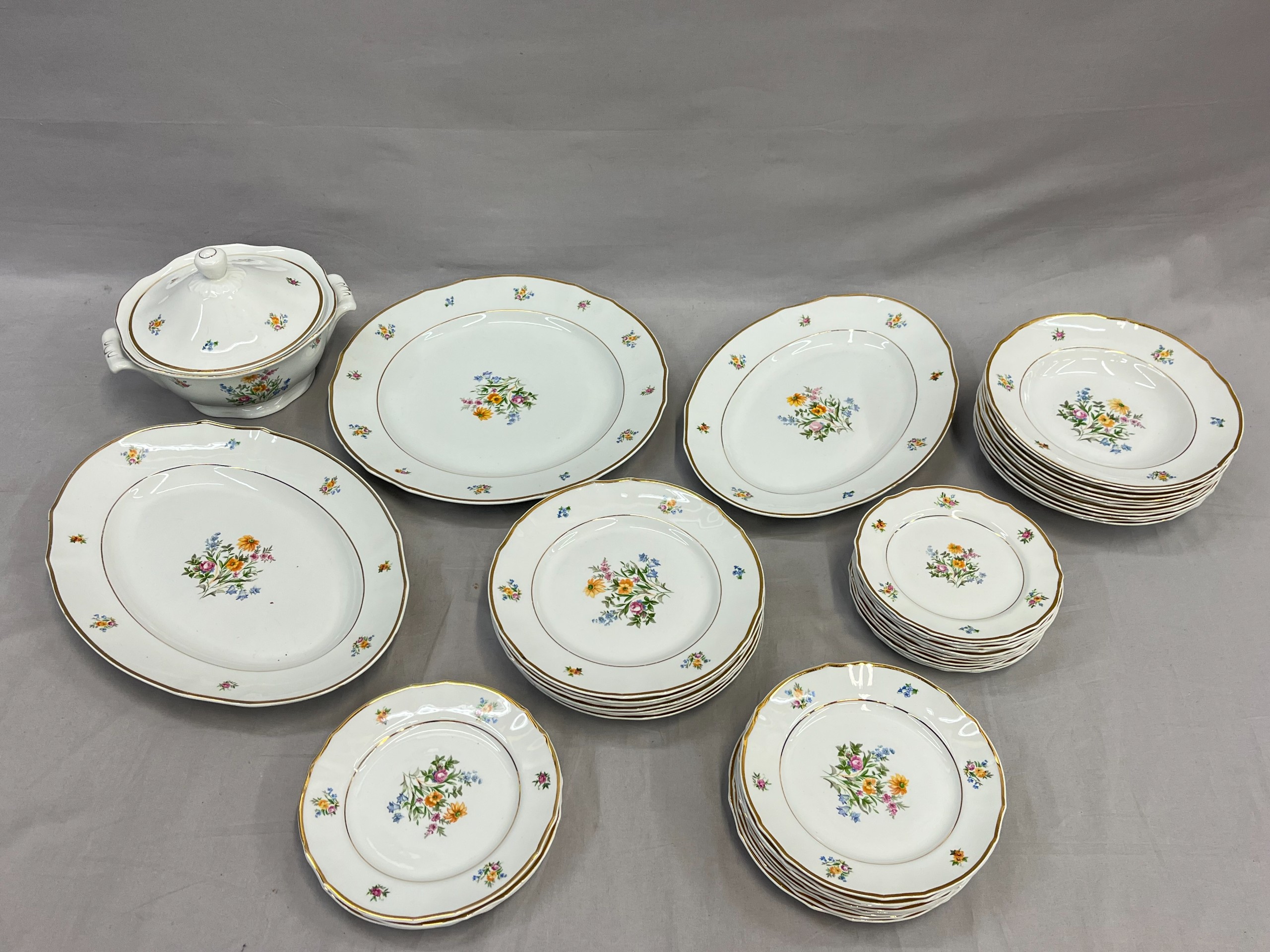 Arabia - Huutokauppa Ekman