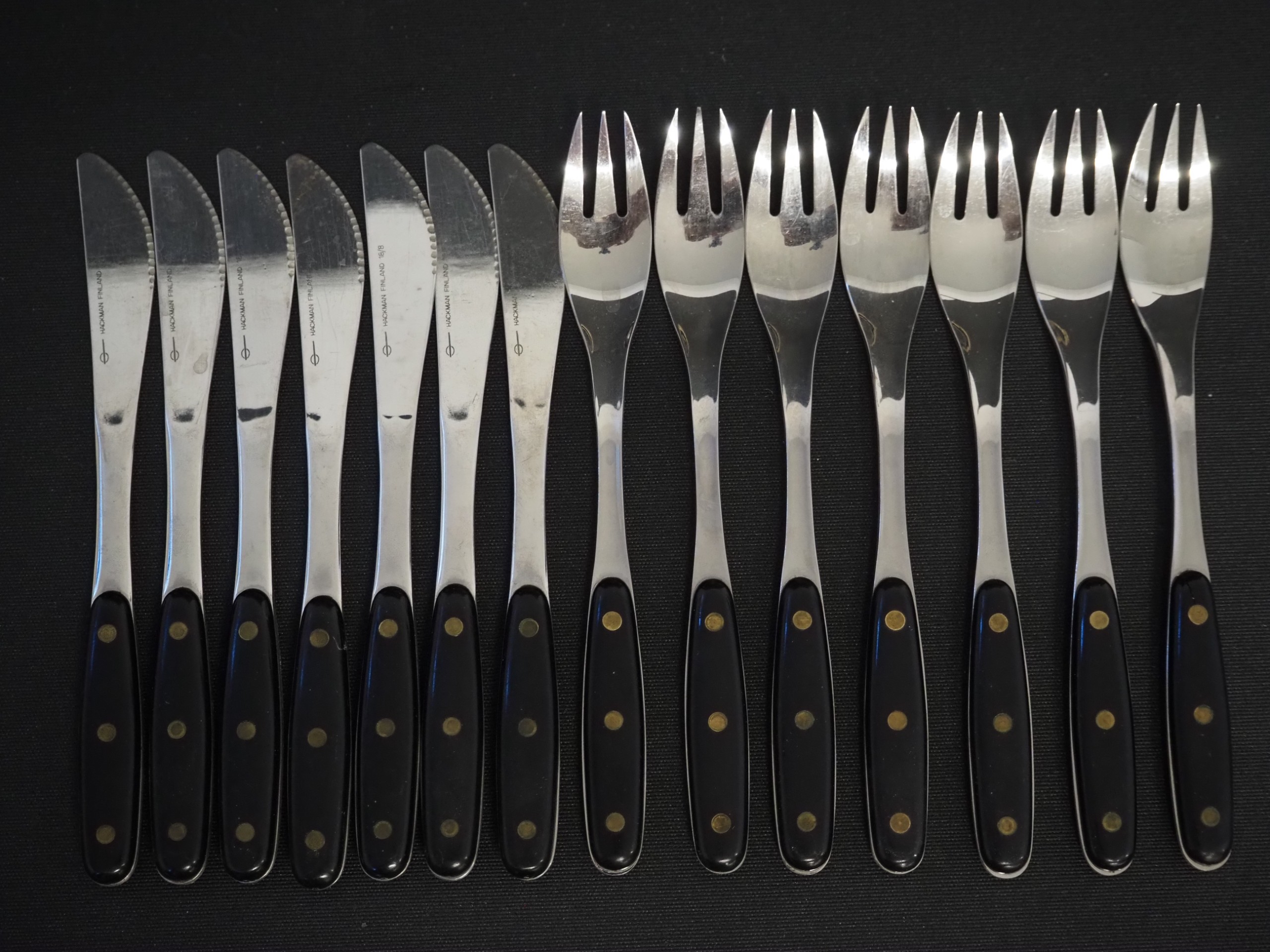 Hackman Kievari - Huutokauppa Ekman