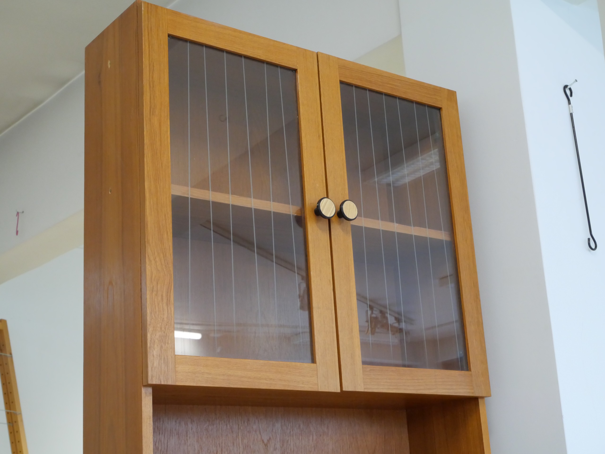 *Kirjahyllyn osa - Huutokauppa Ekman