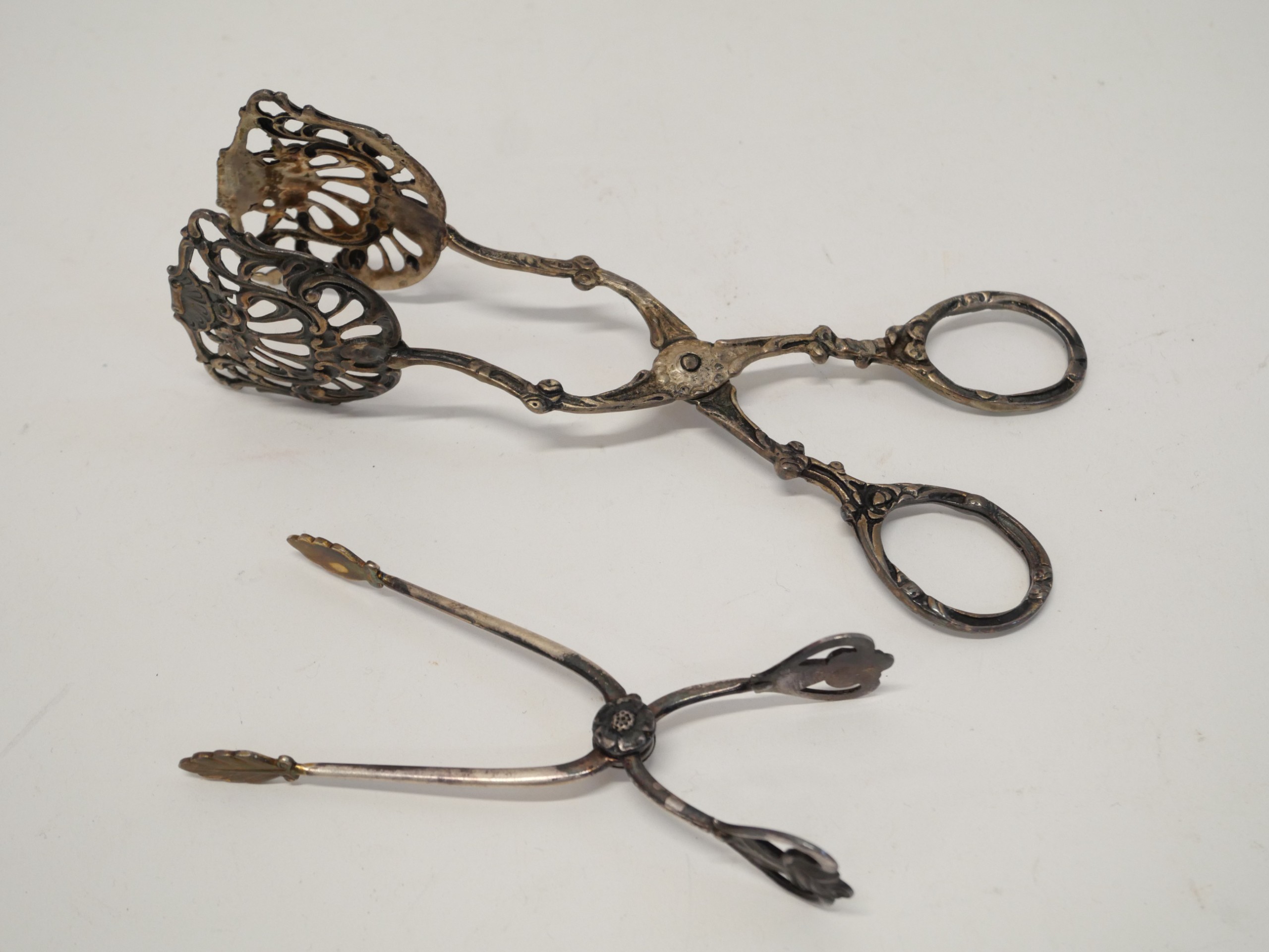 Hopea sokeripihdit - Huutokauppa Ekman