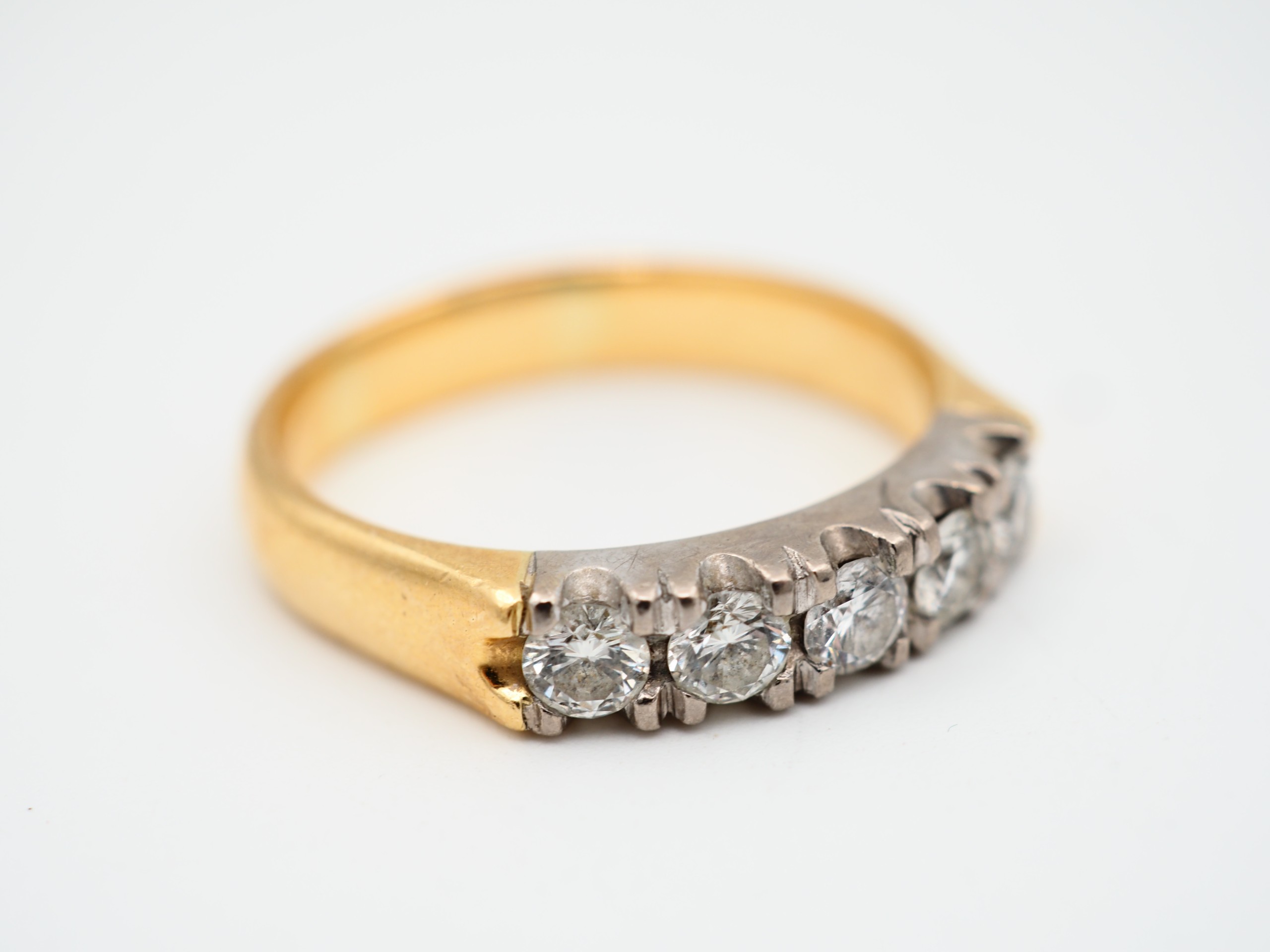 Kultasormus 18k - Huutokauppa Ekman