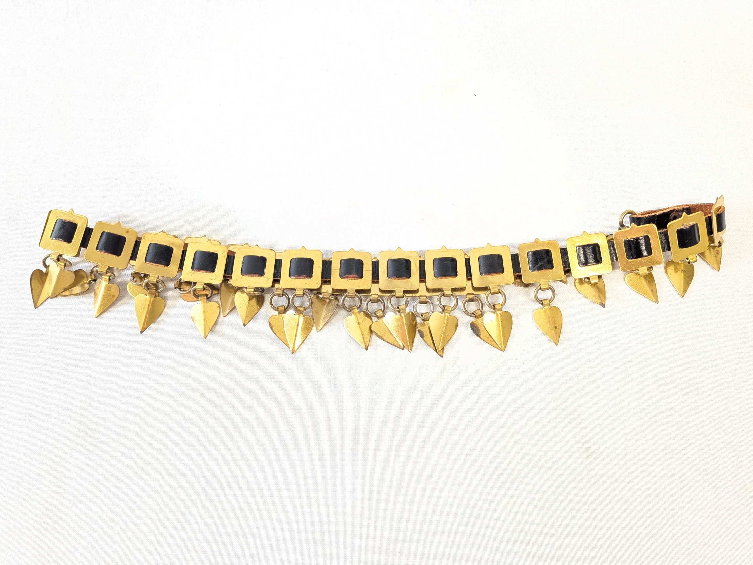 Helavyö - Huutokauppa Ekman