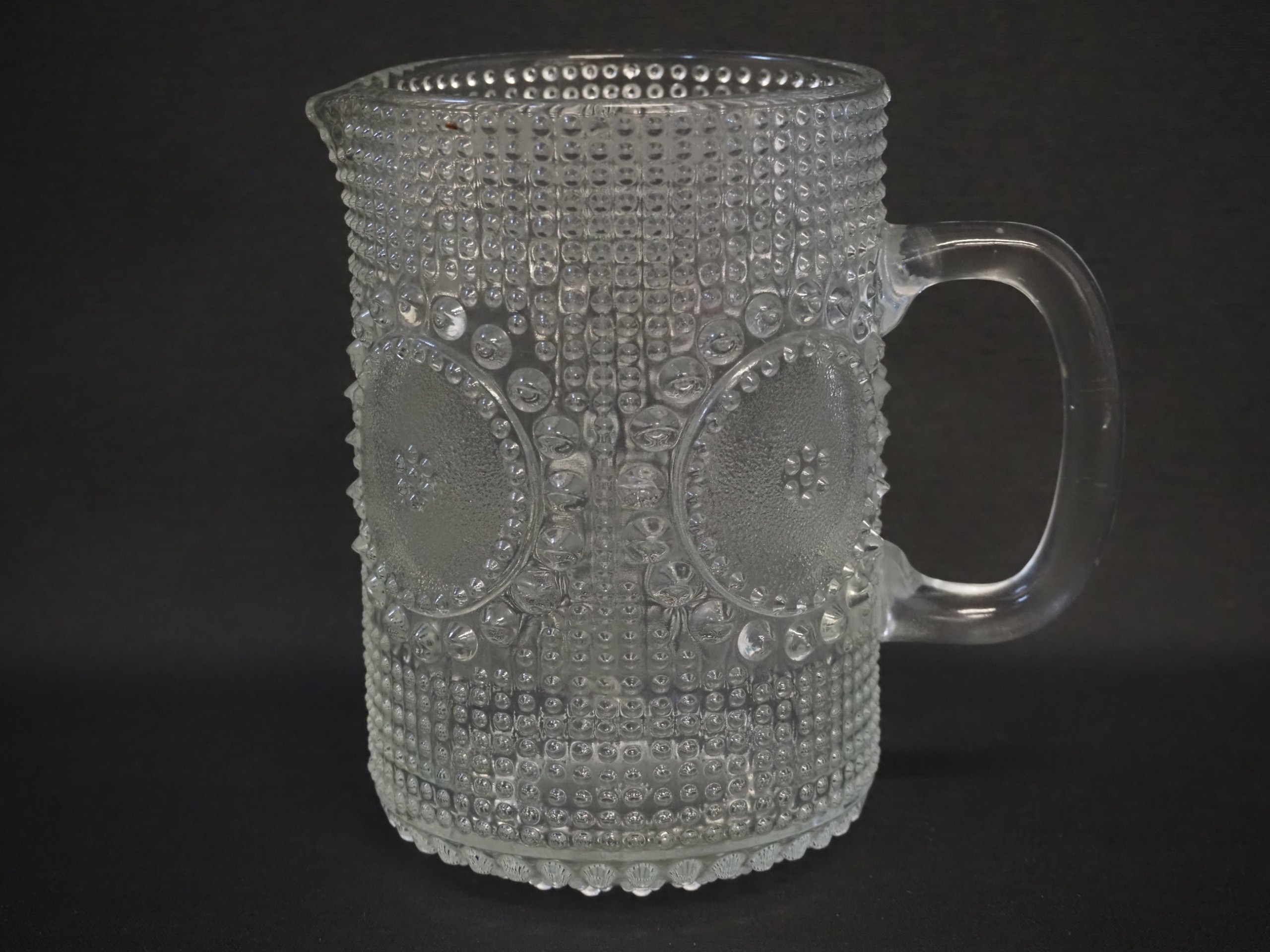 Nanny Still - Huutokauppa Ekman