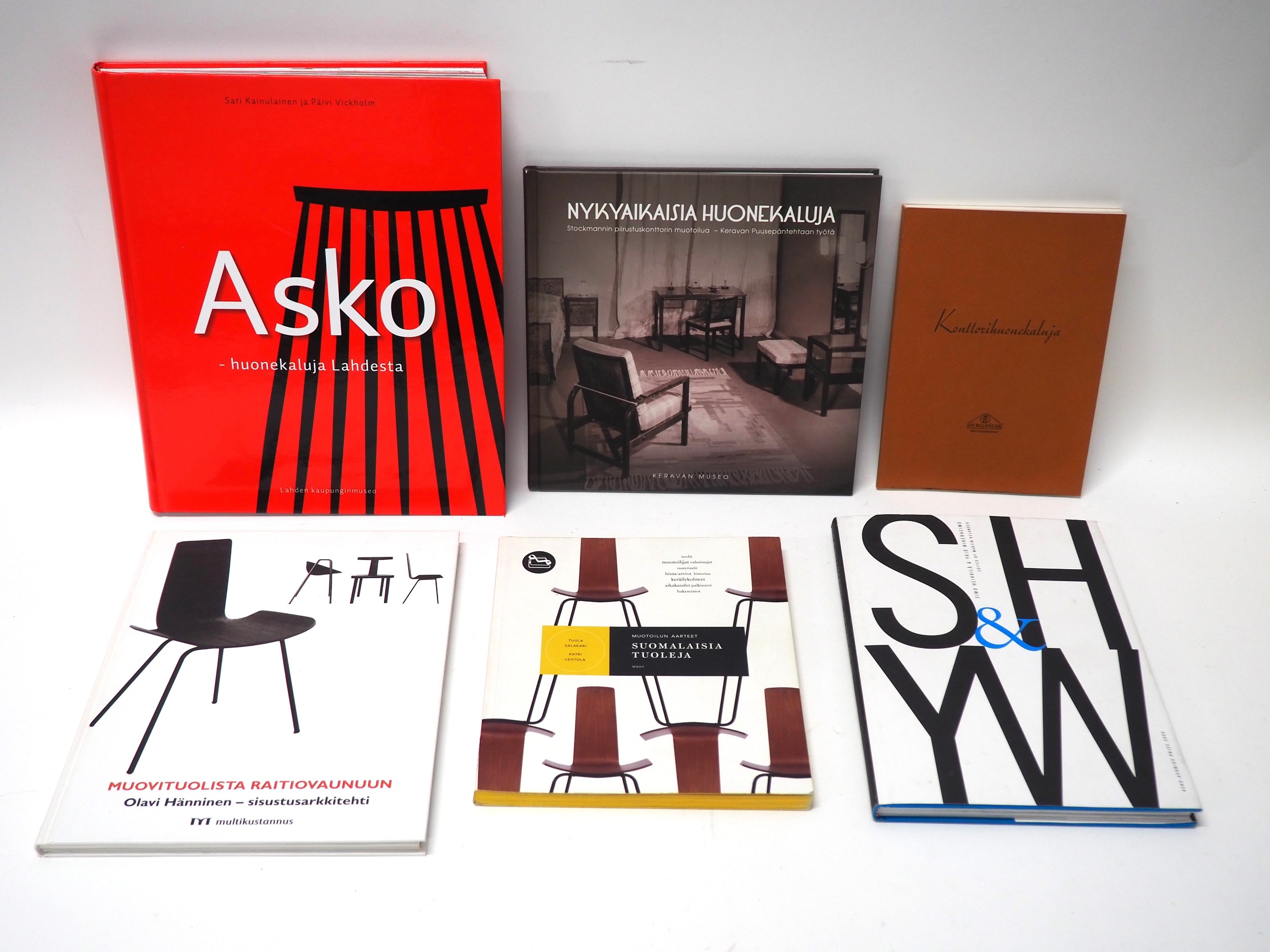 Asko ym. huonekalukirjat - Huutokauppa Ekman