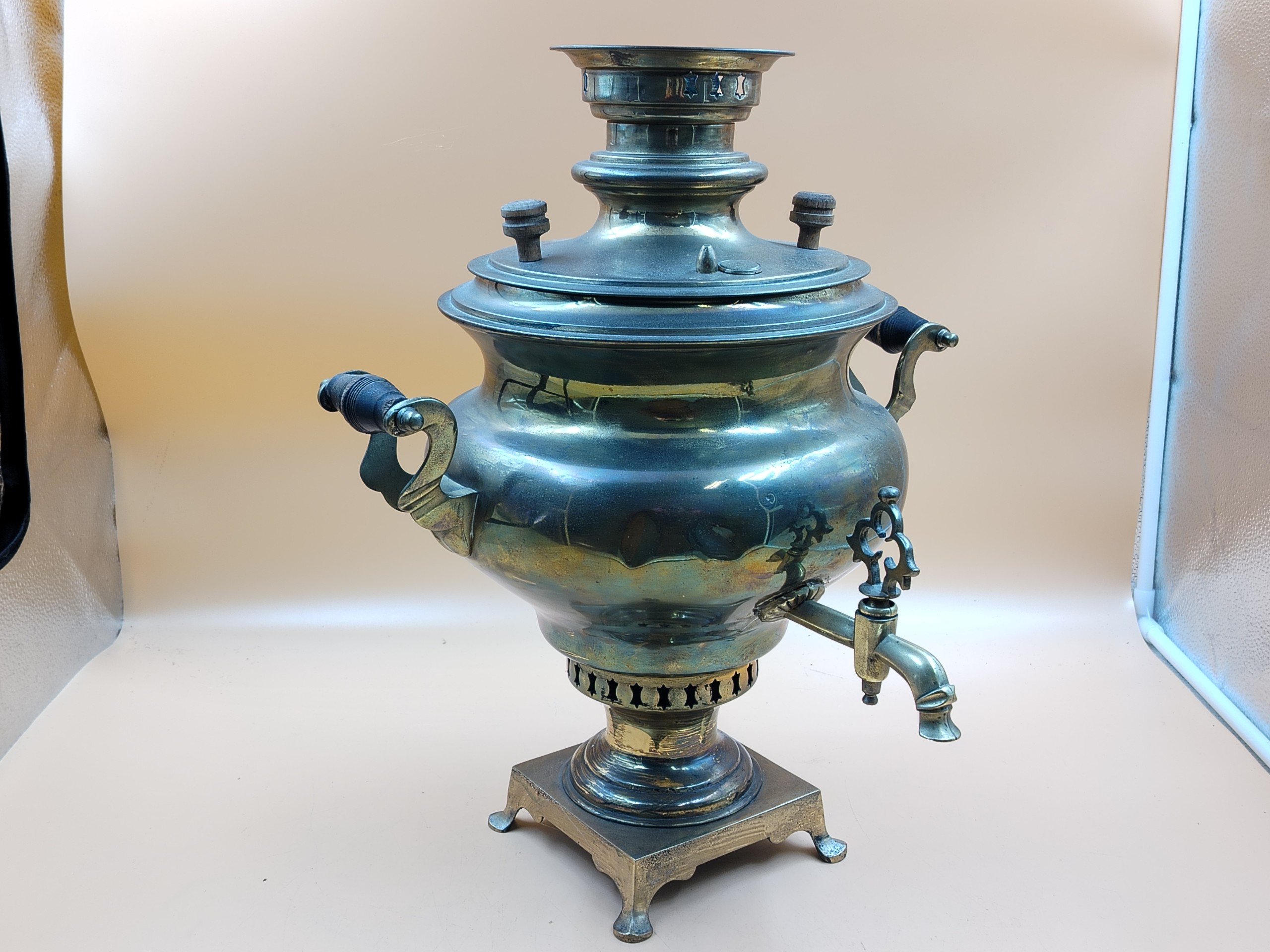 Samovaari - Huutokauppa Ekman