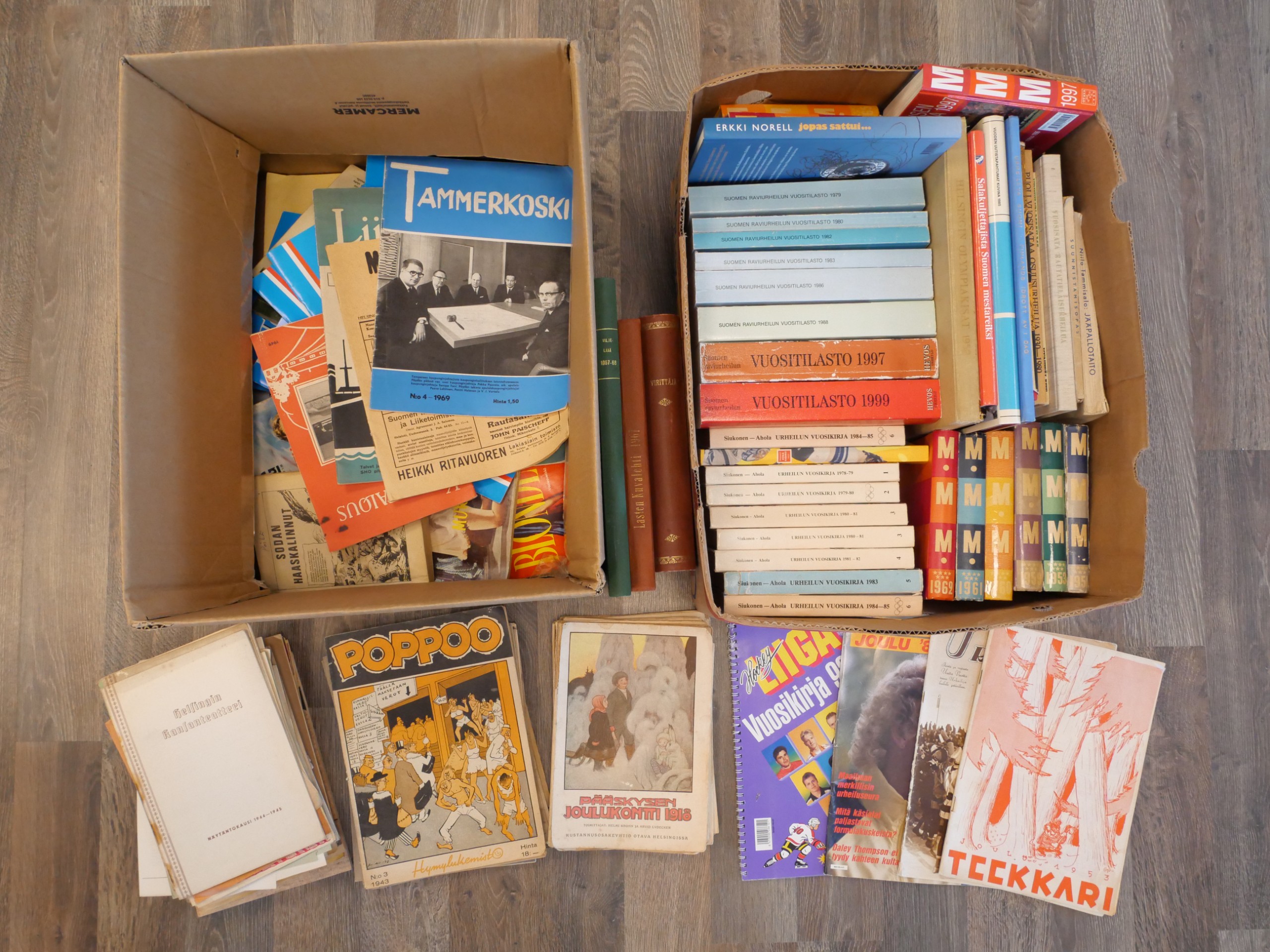 Kirjat, lehdet ym. - Huutokauppa Ekman