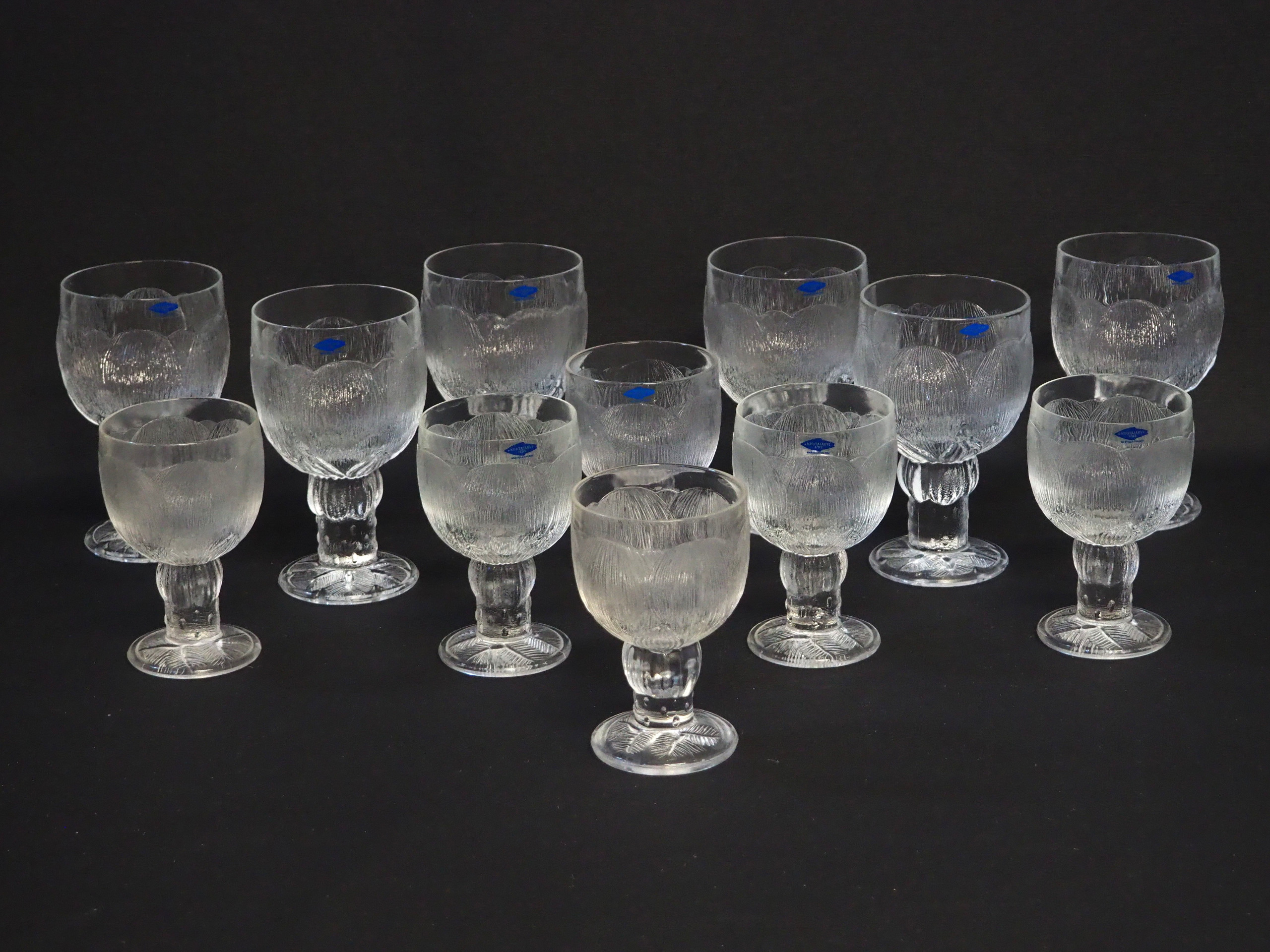 Nuutajärvi Pioni - Huutokauppa Ekman