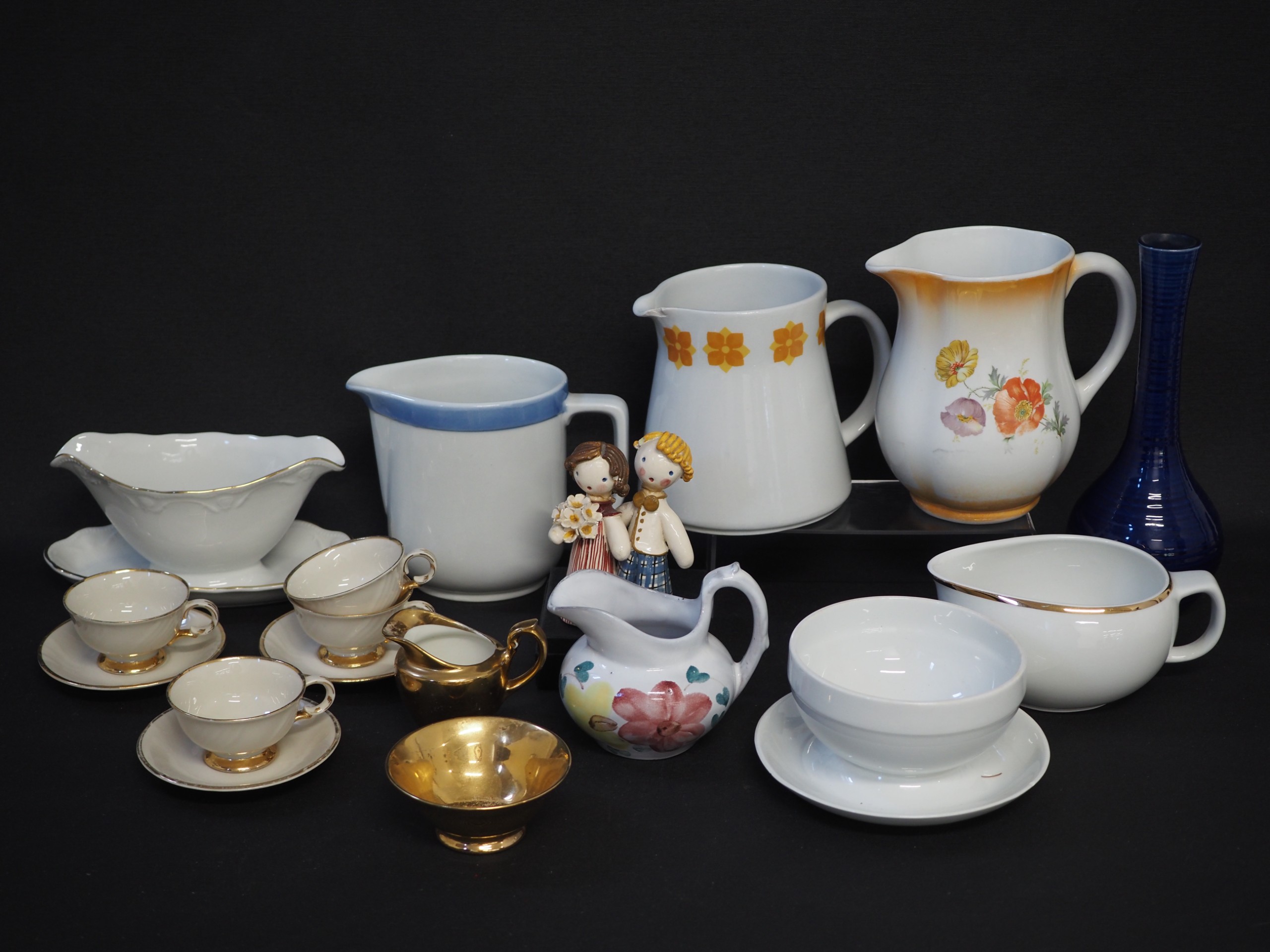 Arabia ym. (kahdessa kuvassa) - Huutokauppa Ekman