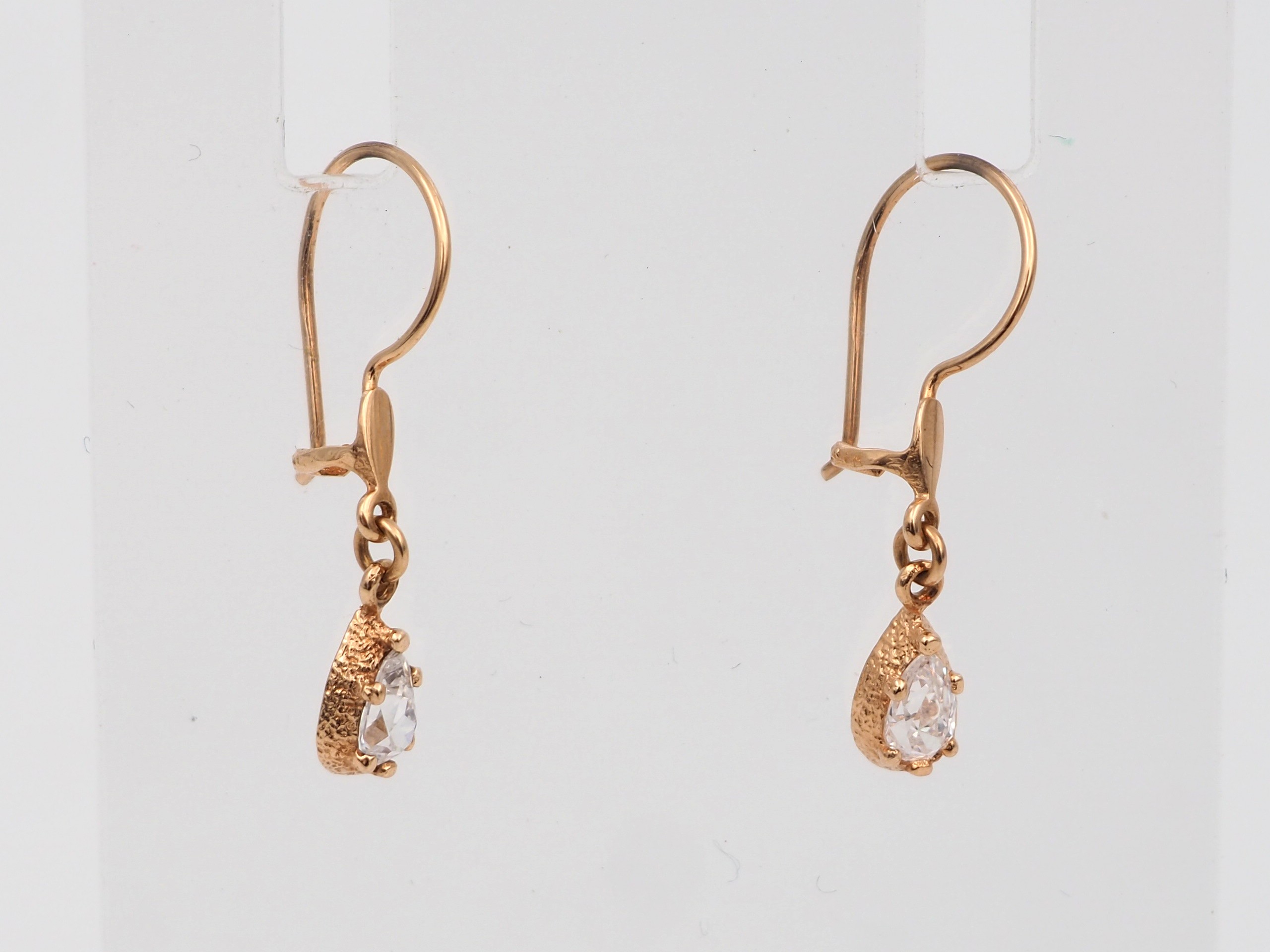 Kultaiset korvakorut 14k - Huutokauppa Ekman