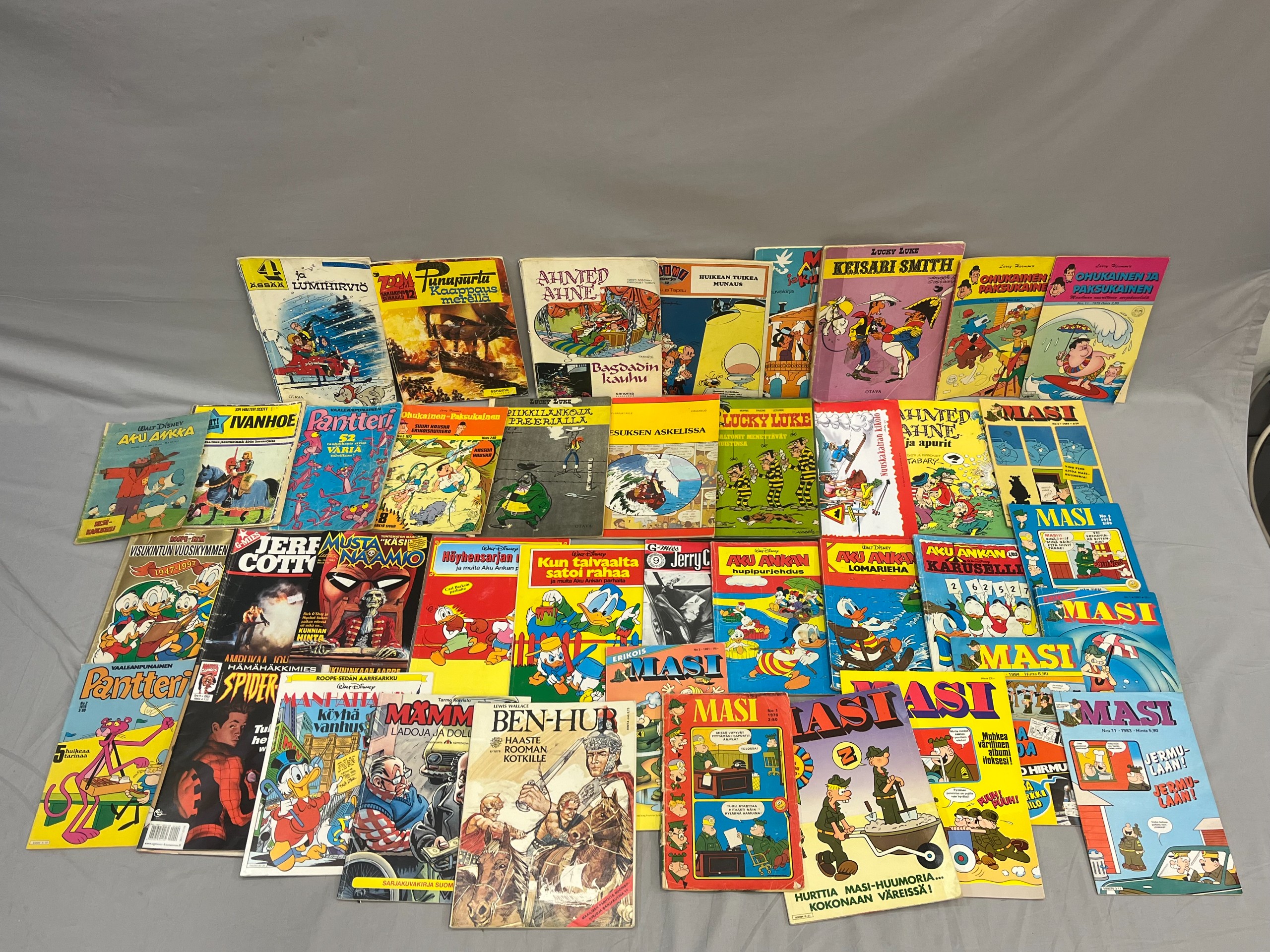 Sarjakuvat - Huutokauppa Ekman