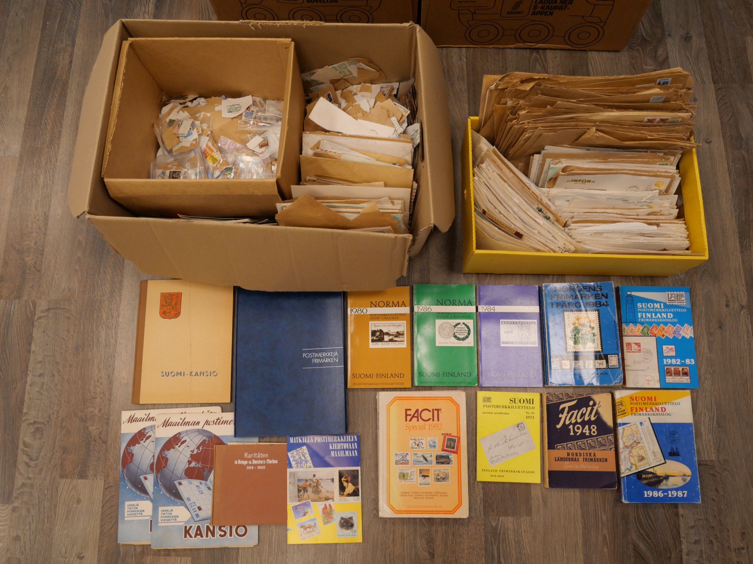 Postimerkit, kirjat ym. - Huutokauppa Ekman