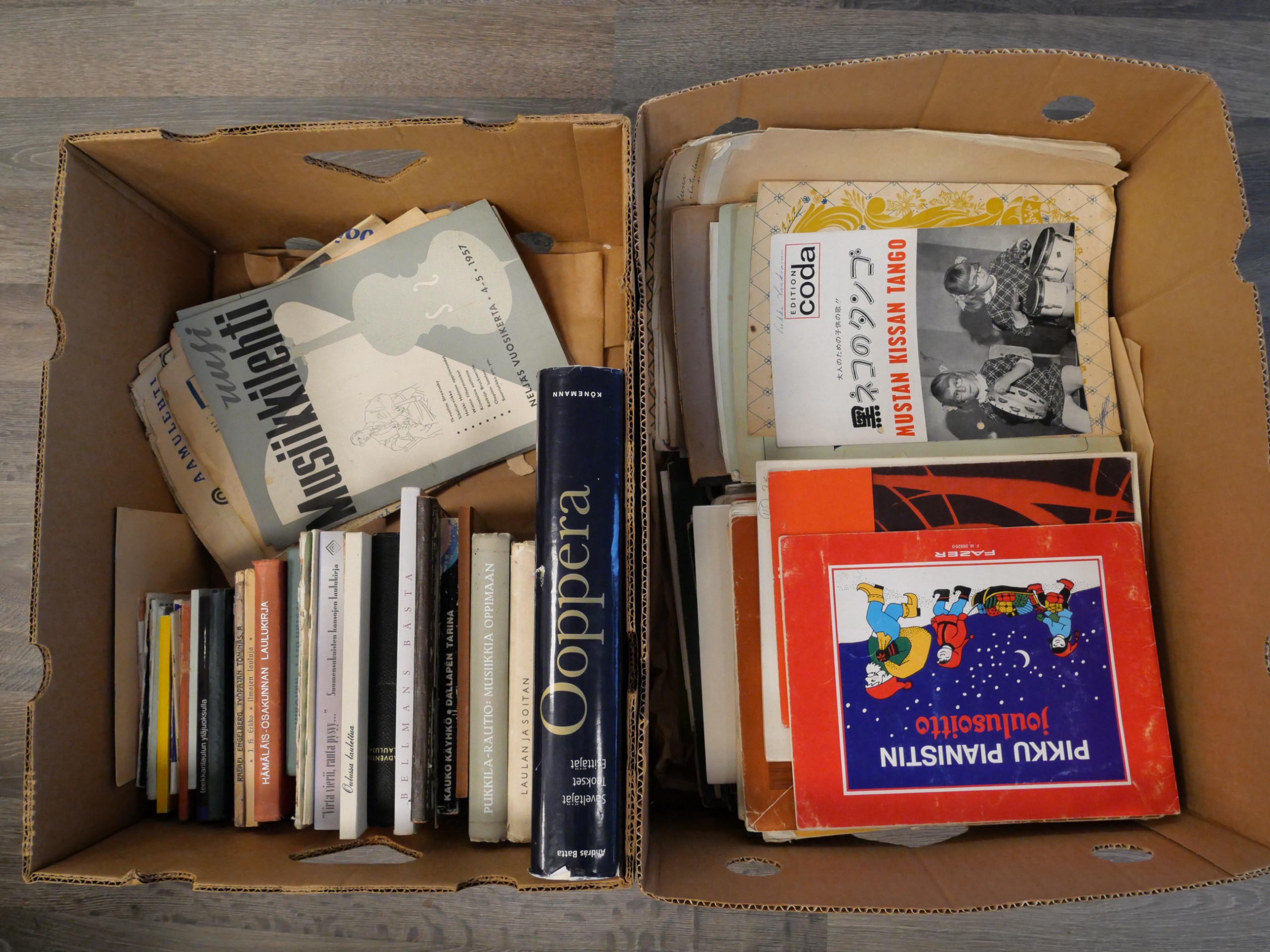Musiikkikirjat, nuotit ym. - Huutokauppa Ekman