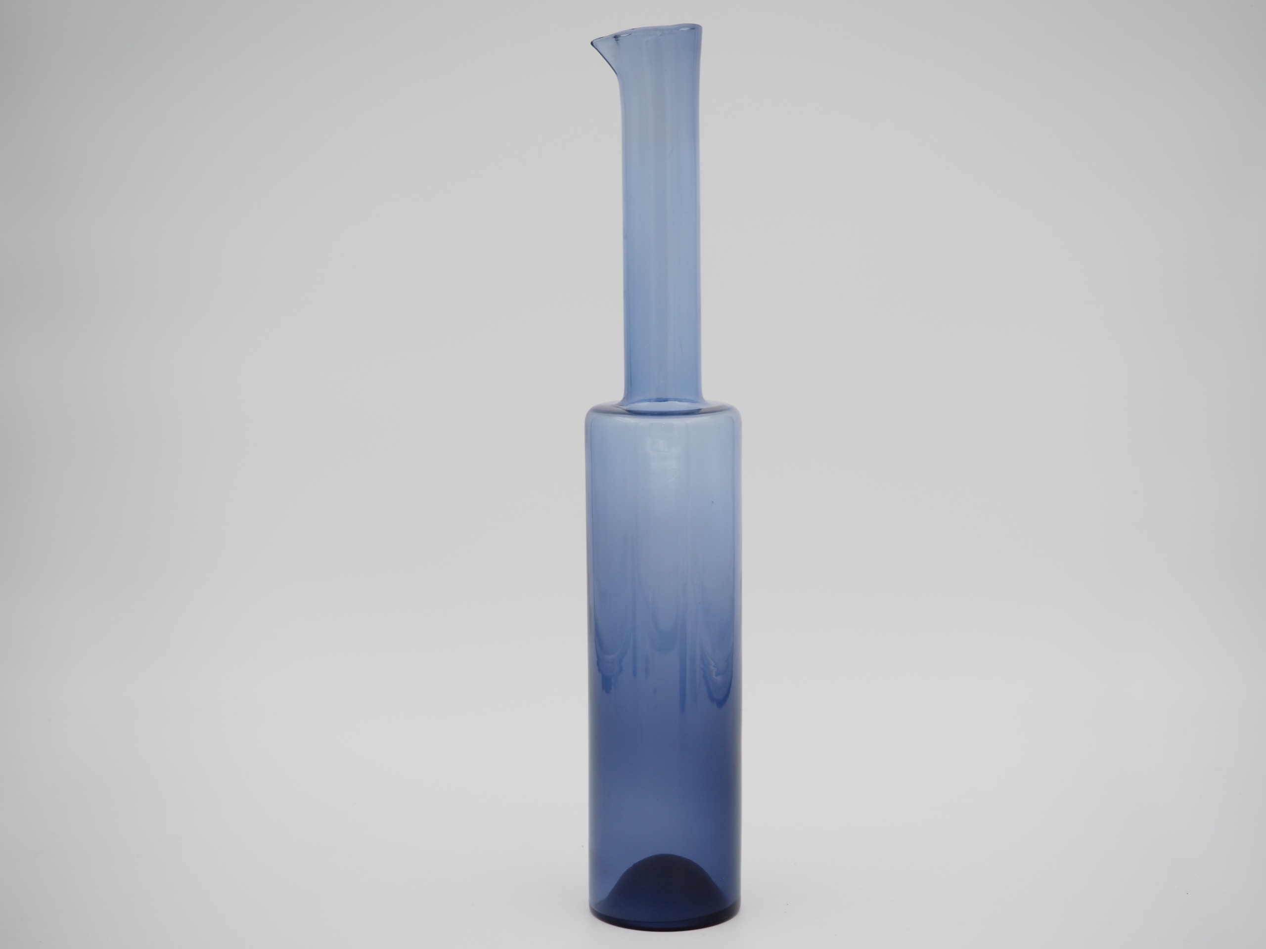 Nanny Still - Huutokauppa Ekman