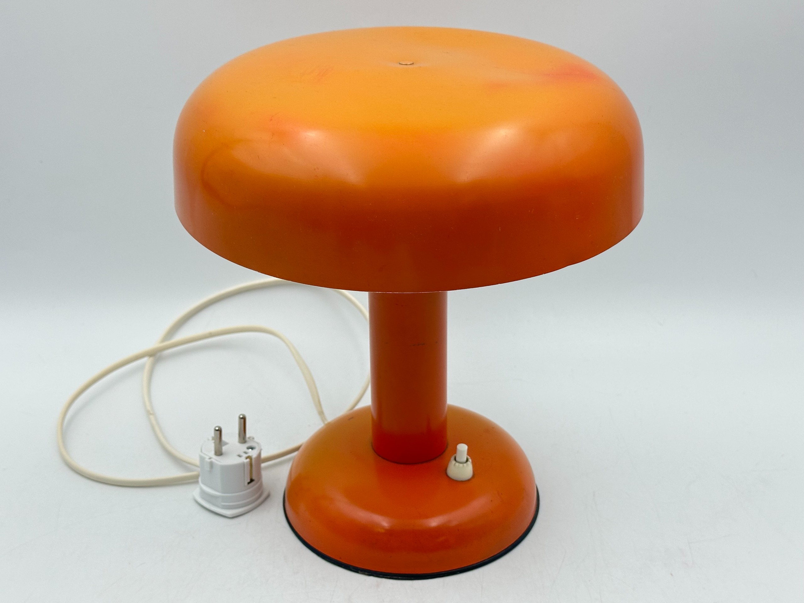 Aris sienivalaisin - Huutokauppa Ekman